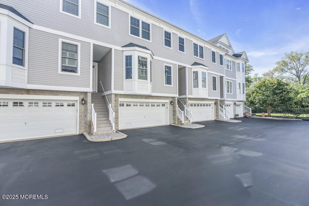 602 Park Avenue Image 3