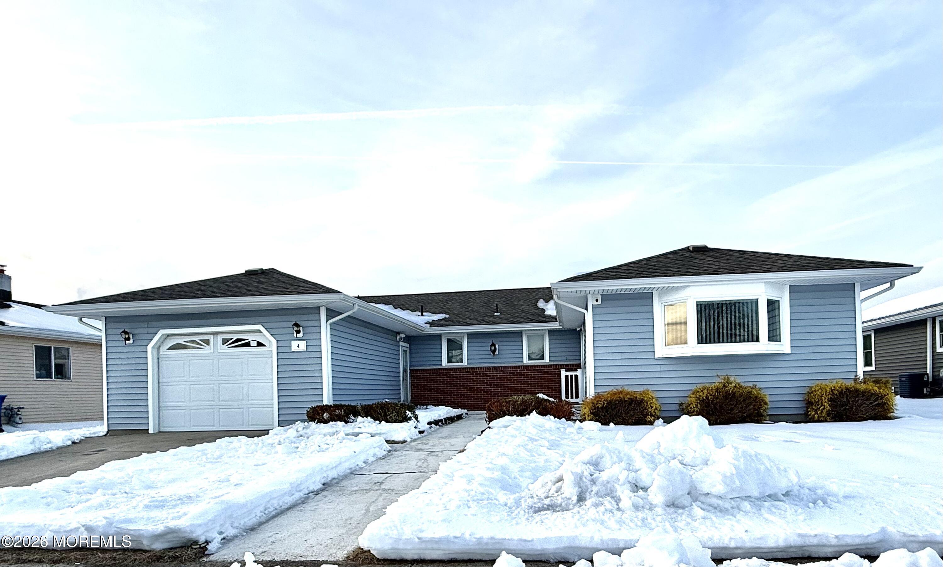 4 Ravenna Court, Toms River, NJ, 08755