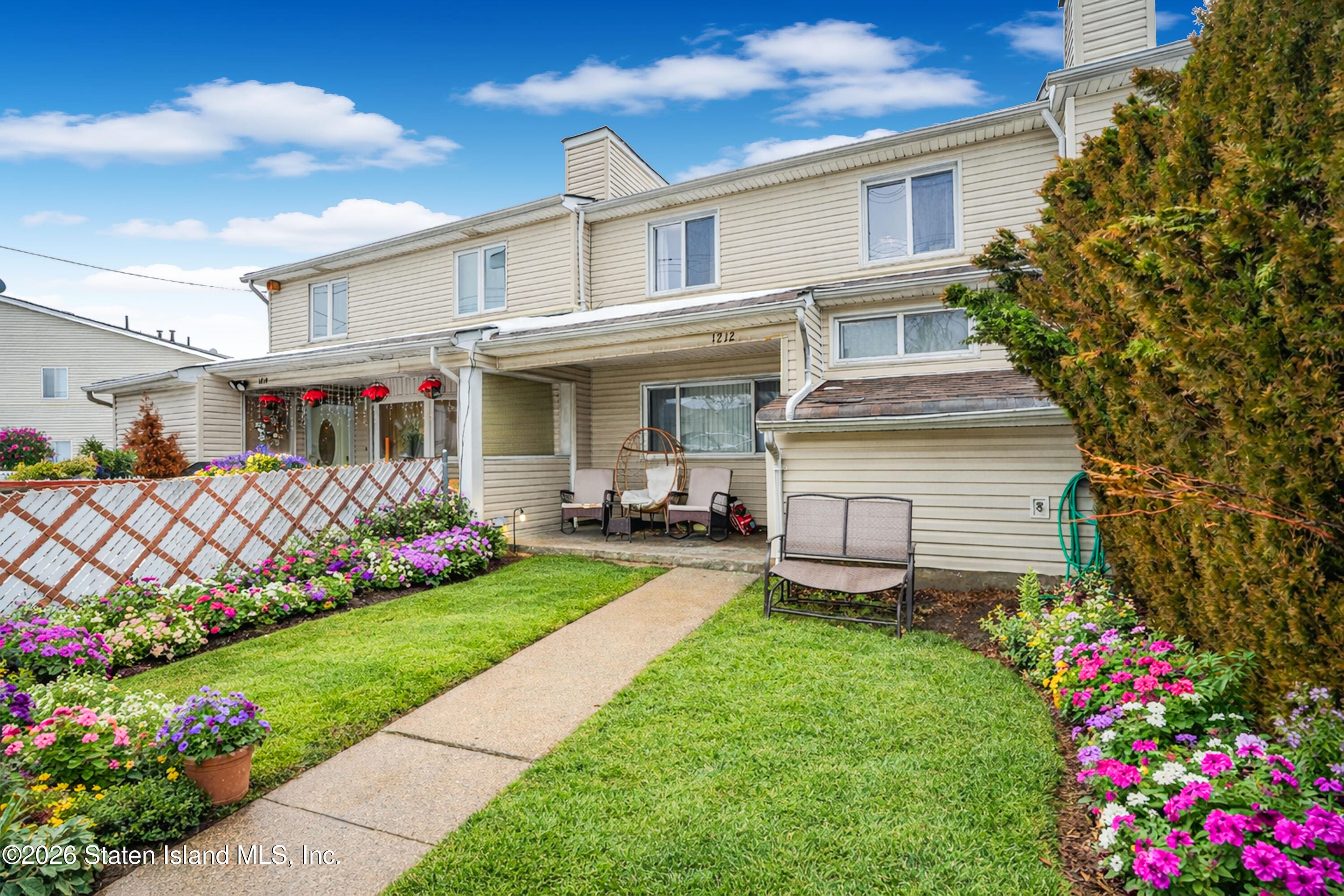 1212 Richmond Avenue, Staten Island, NY, 10314