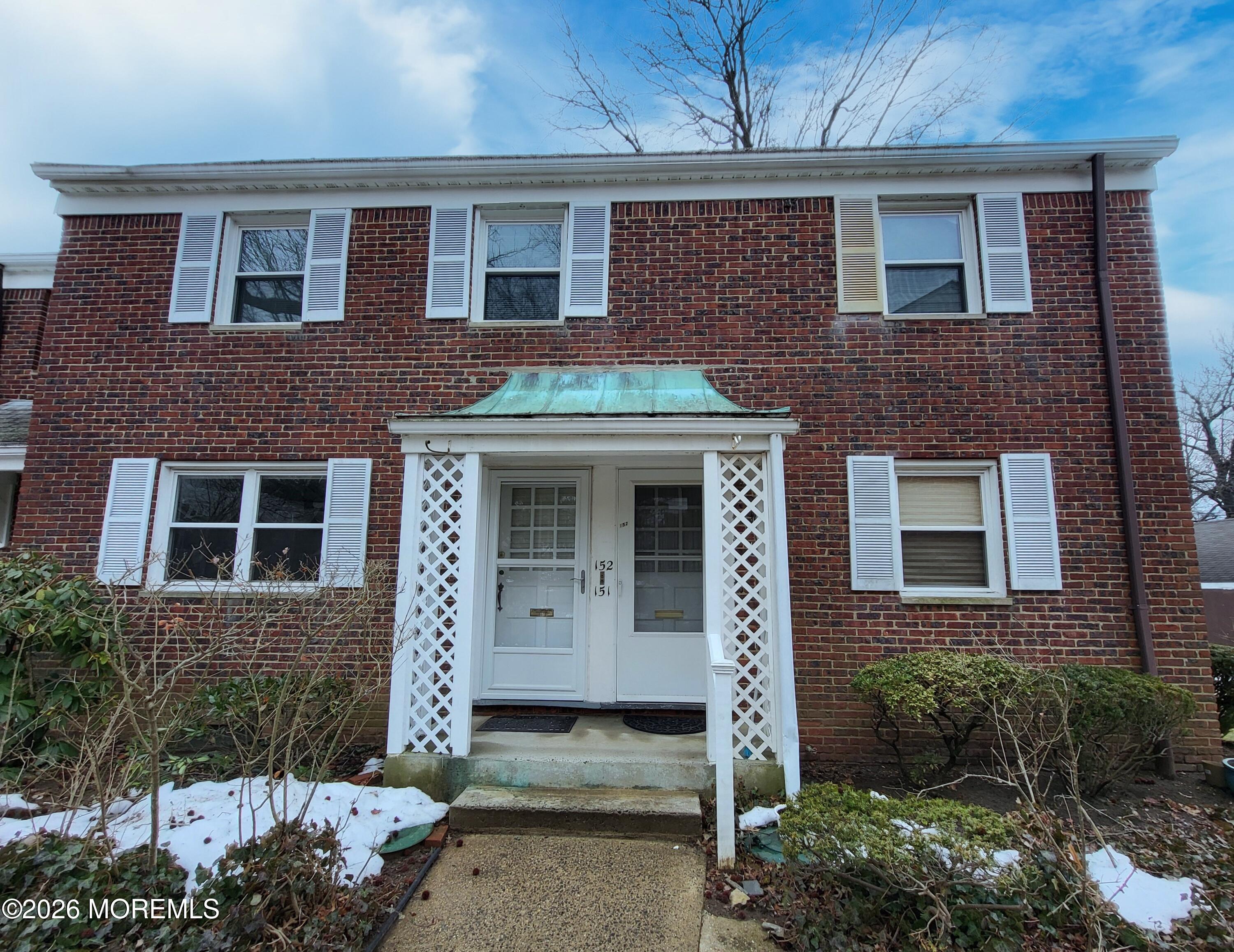 152 Manor Drive 1408 Image 2