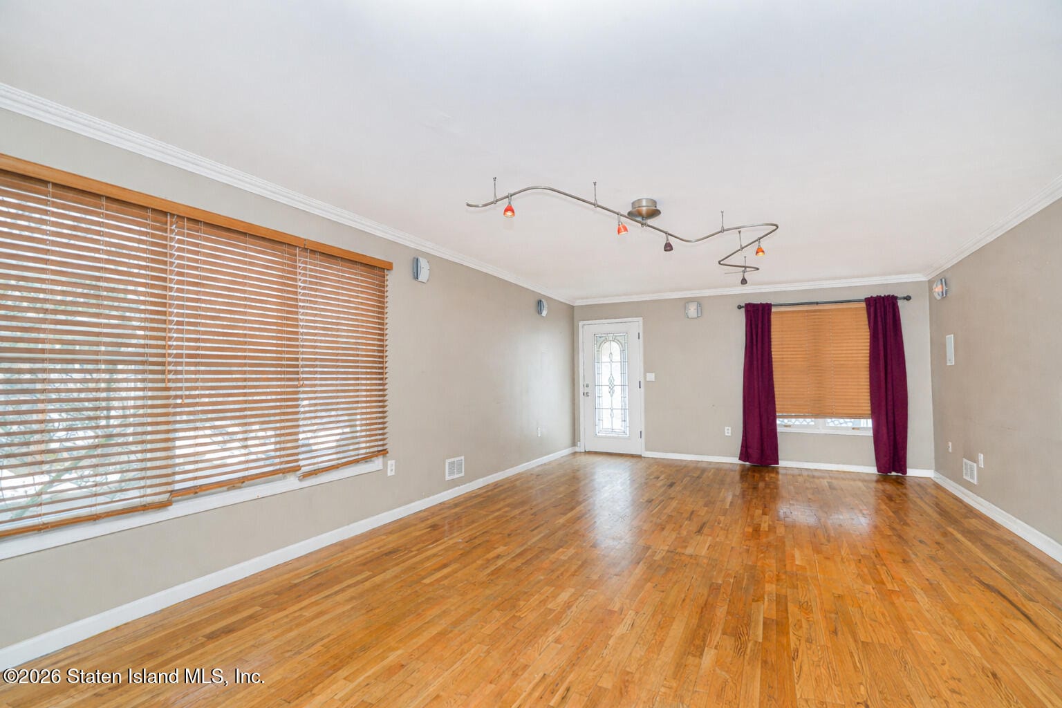 123 Mosely Avenue Image 4