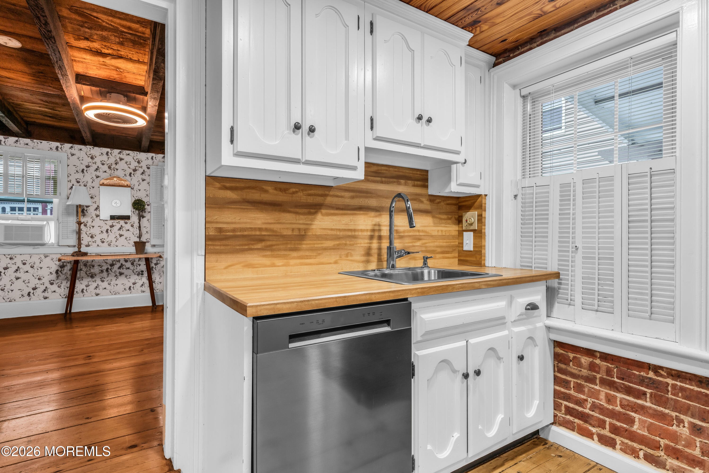 72 1st Street, Keyport, NJ, 07735 image 13