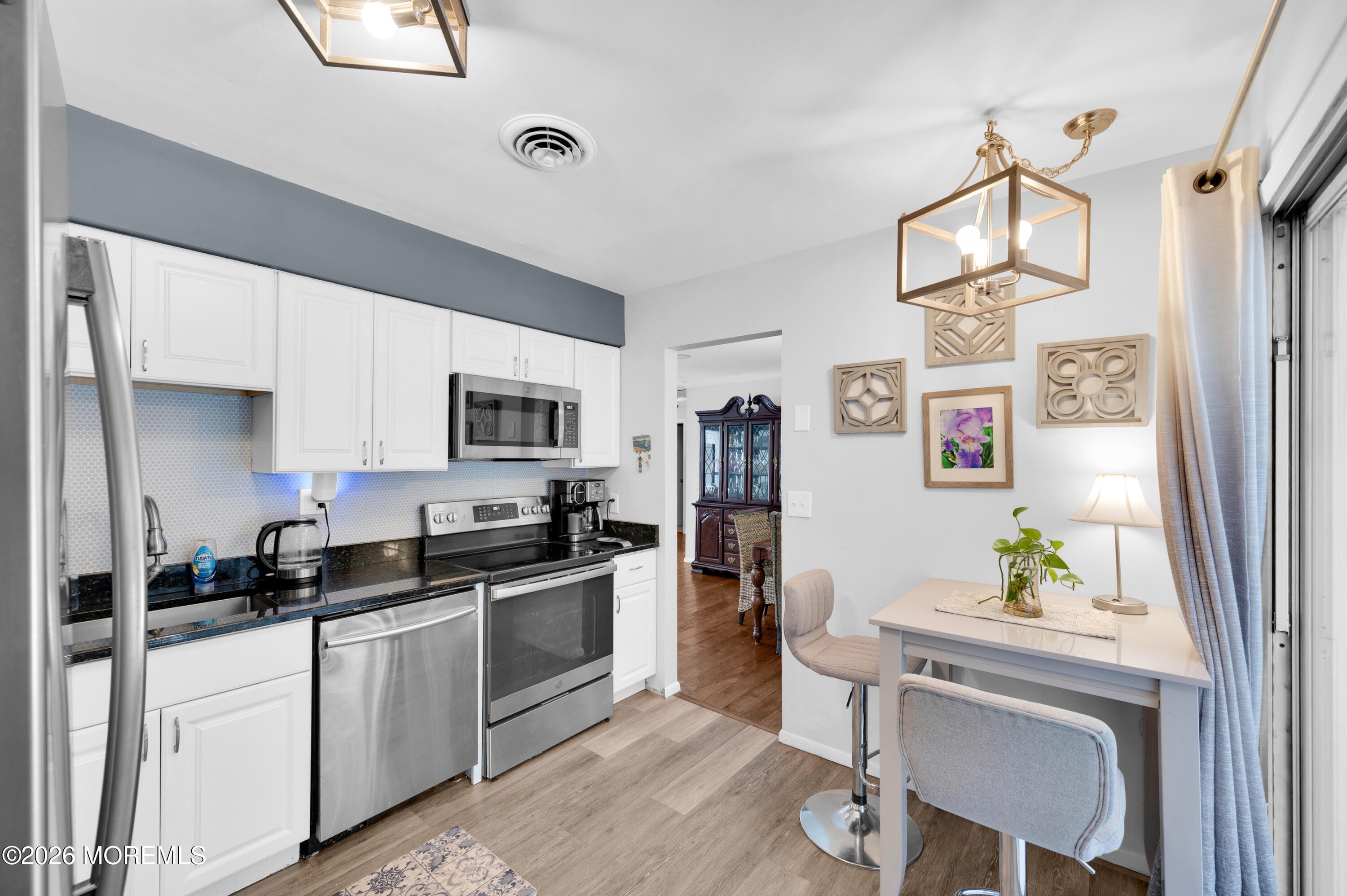 69 Milford Avenue 54A Image 4