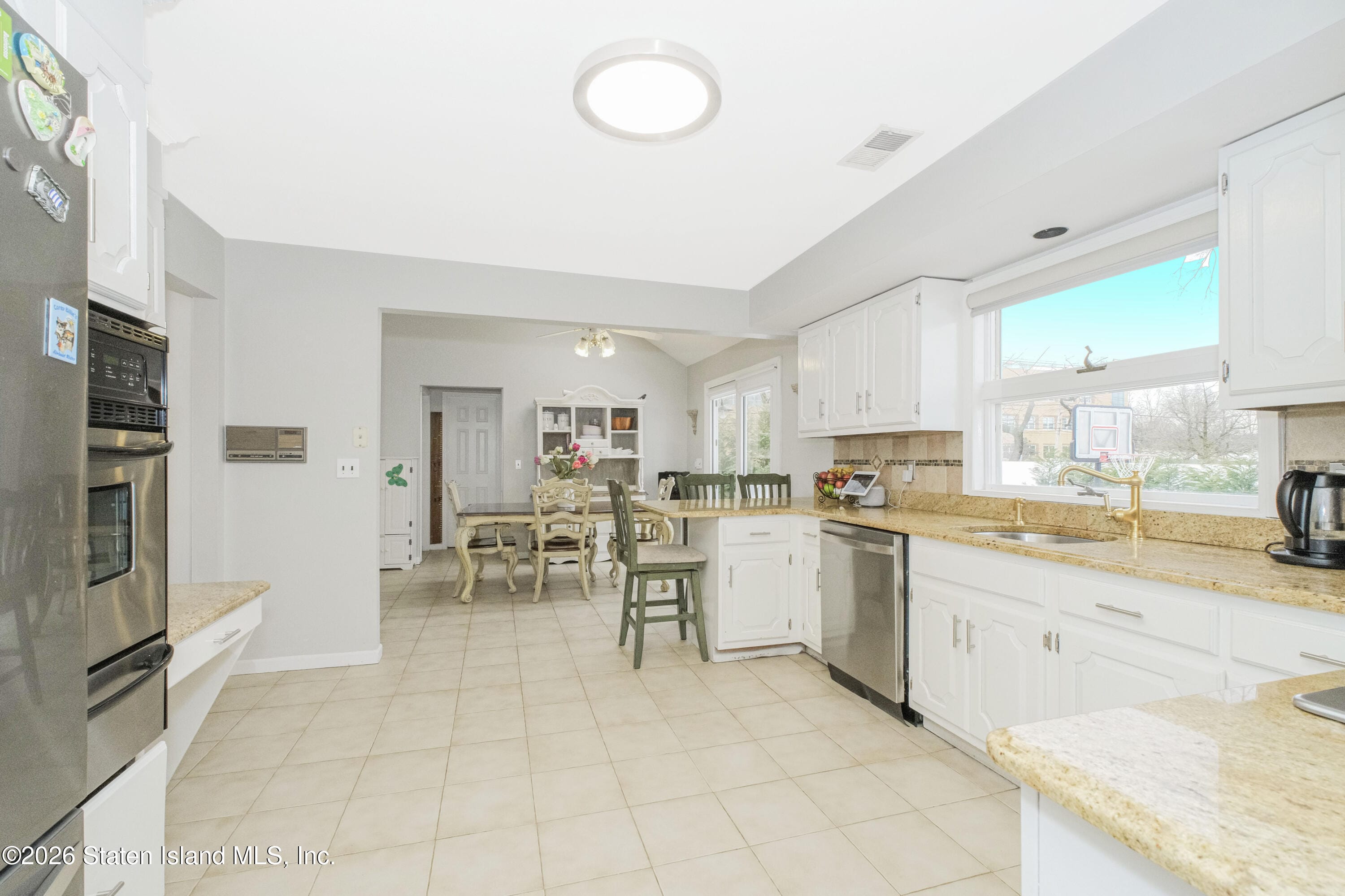 4 Haywood Street Image 3