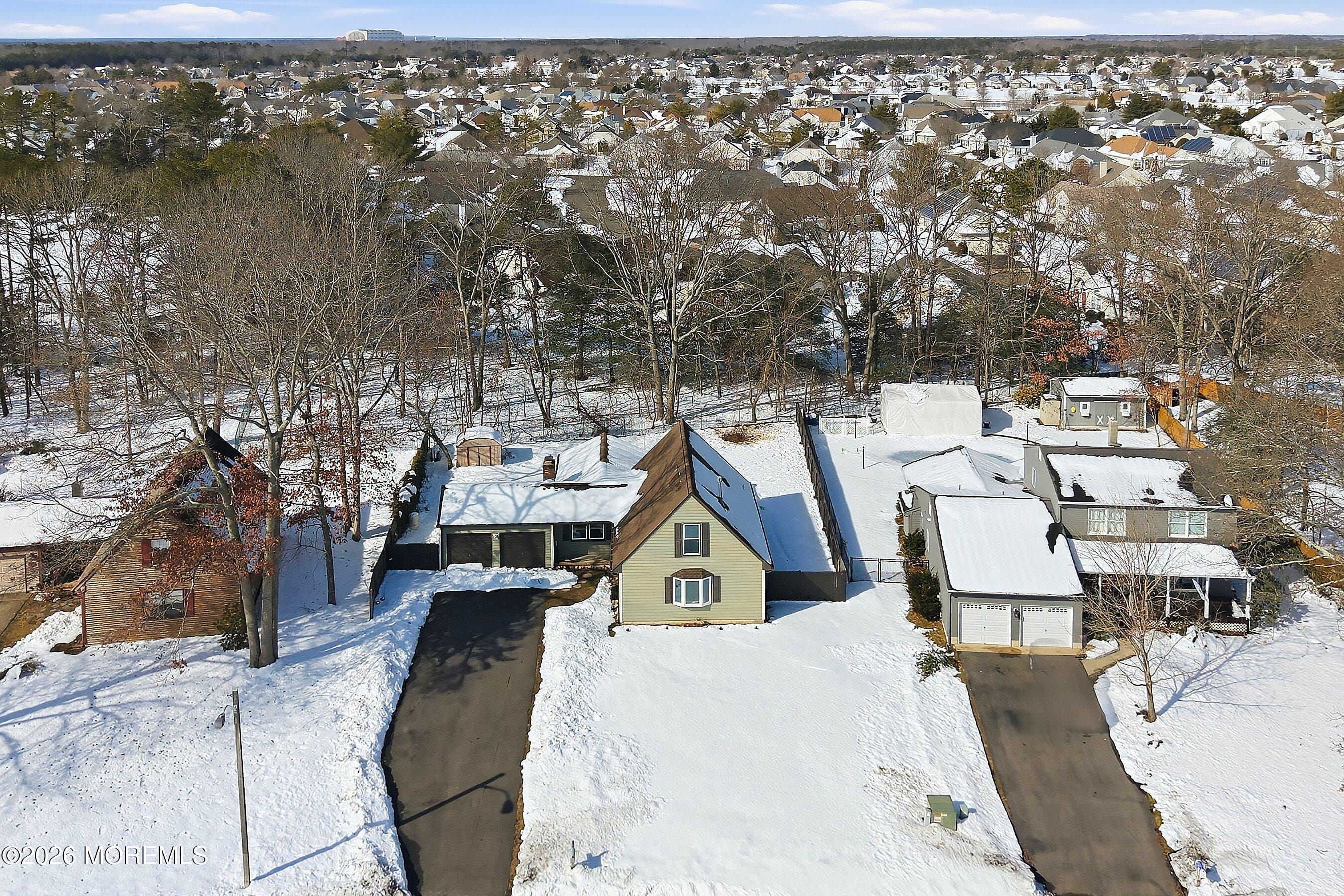 181 Weldon Road Image 3