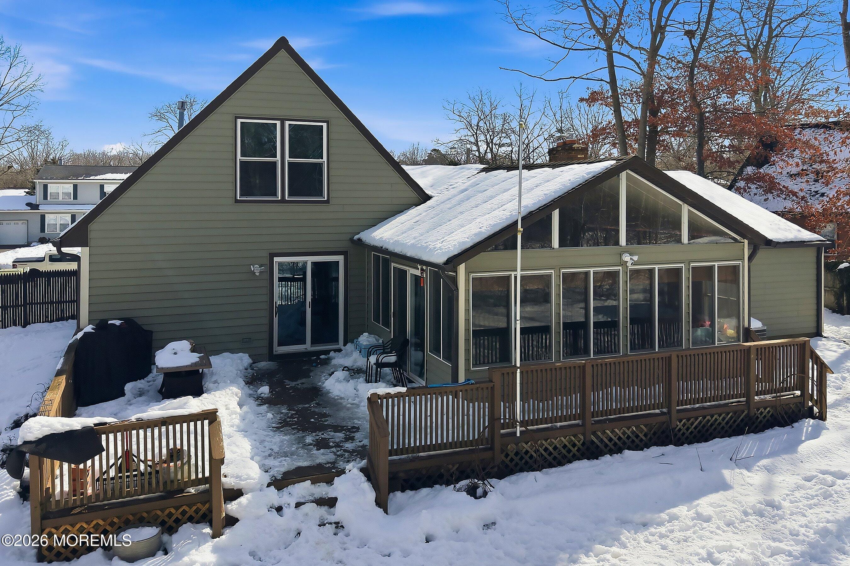 181 Weldon Road Image 4