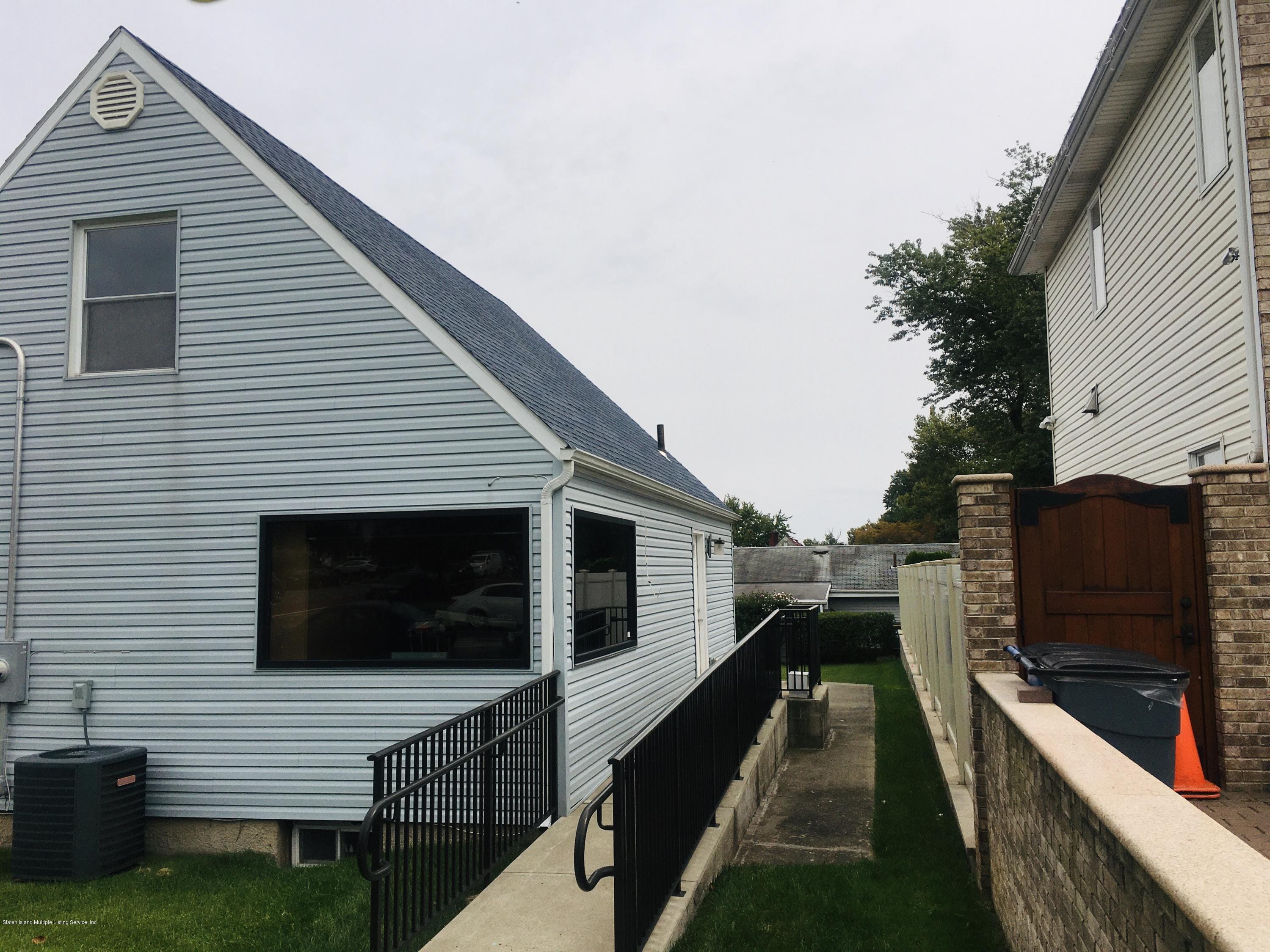 4262 Richmond Avenue Image 5