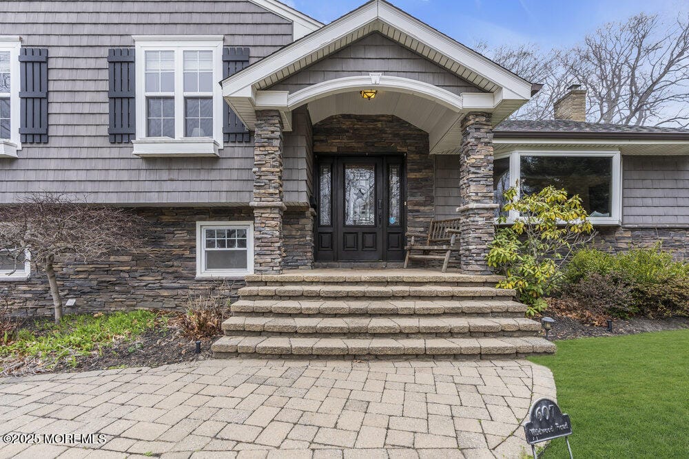 607 Wildwood Road Image 2