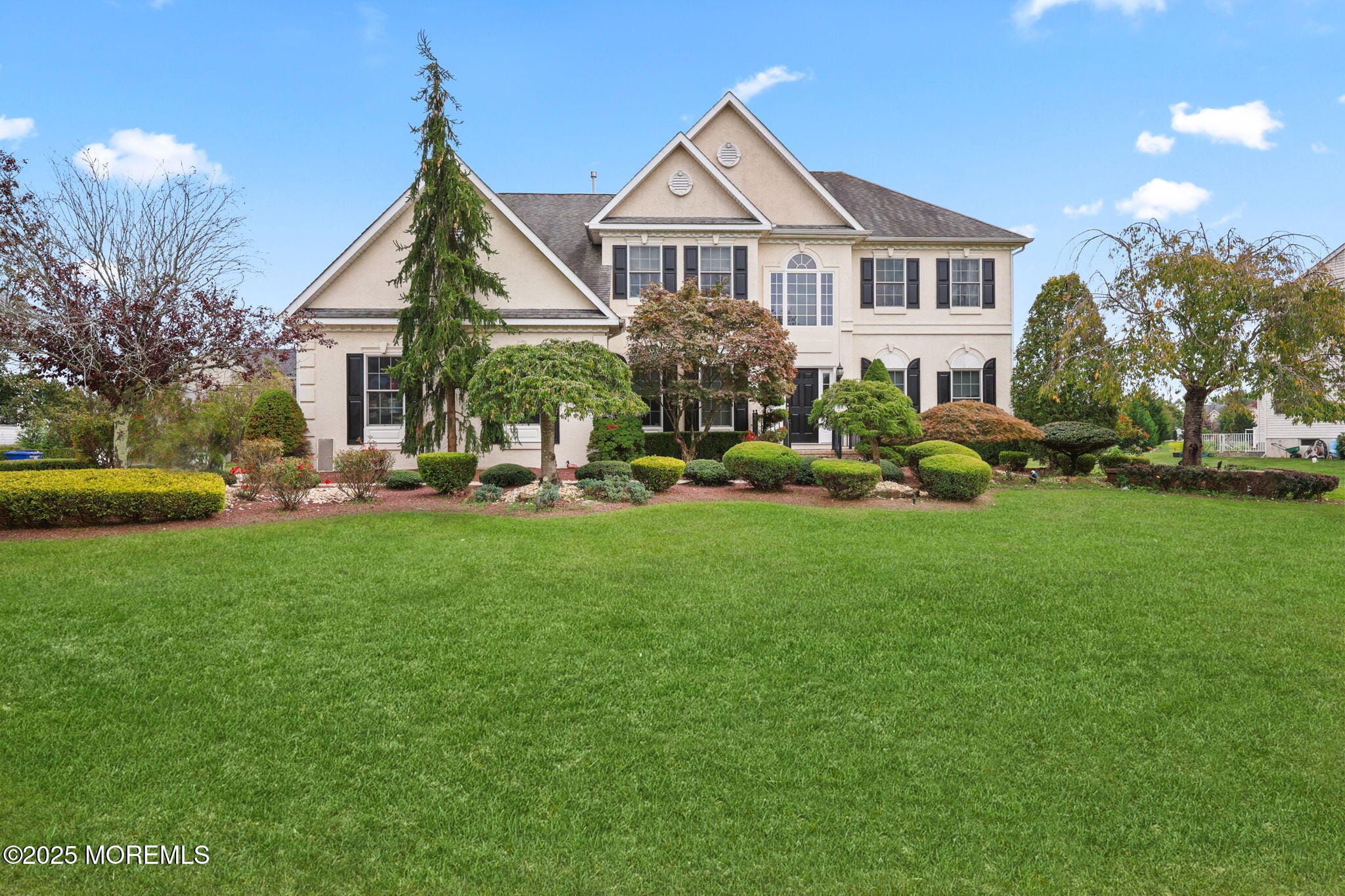 16 Stream Bank Drive Image 2