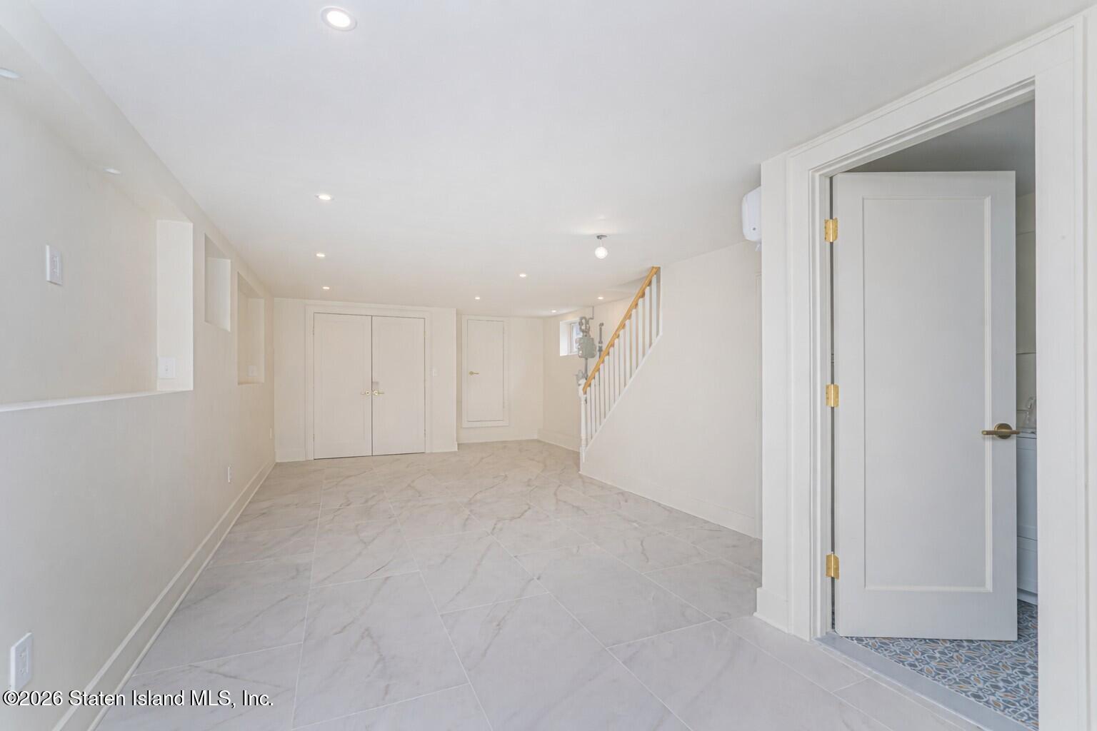 332 Willowbrook Road, Staten Island, NY, 10314 image 16