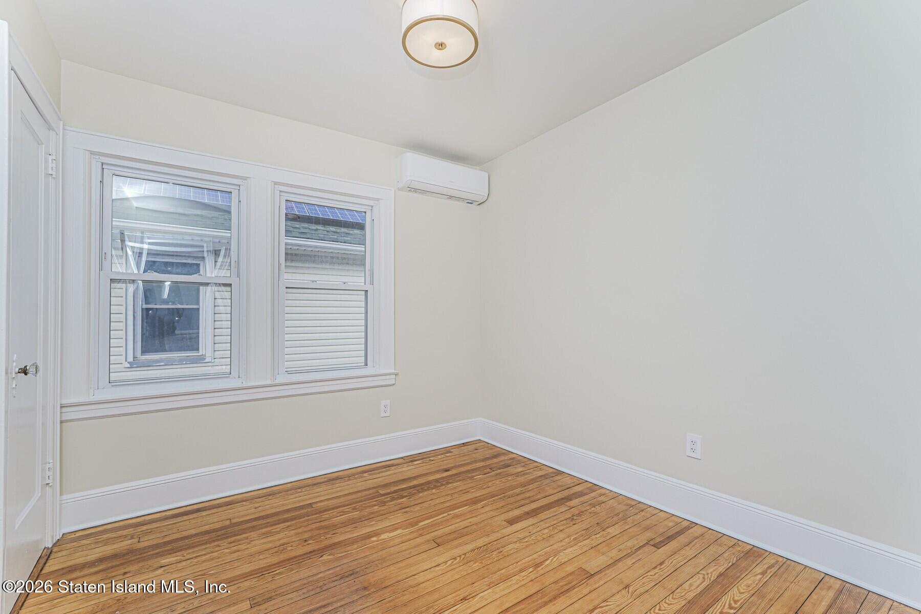 332 Willowbrook Road, Staten Island, NY, 10314 image 12