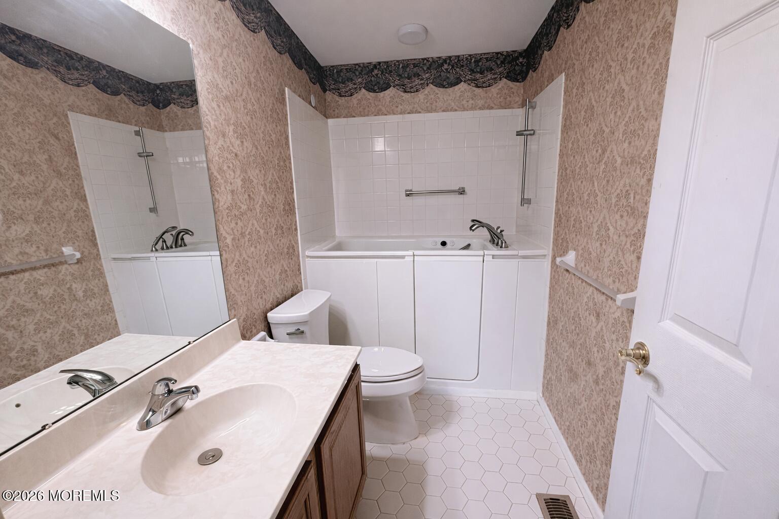 4707 Saddle Back Lane, Toms River, NJ, 08755 image 14