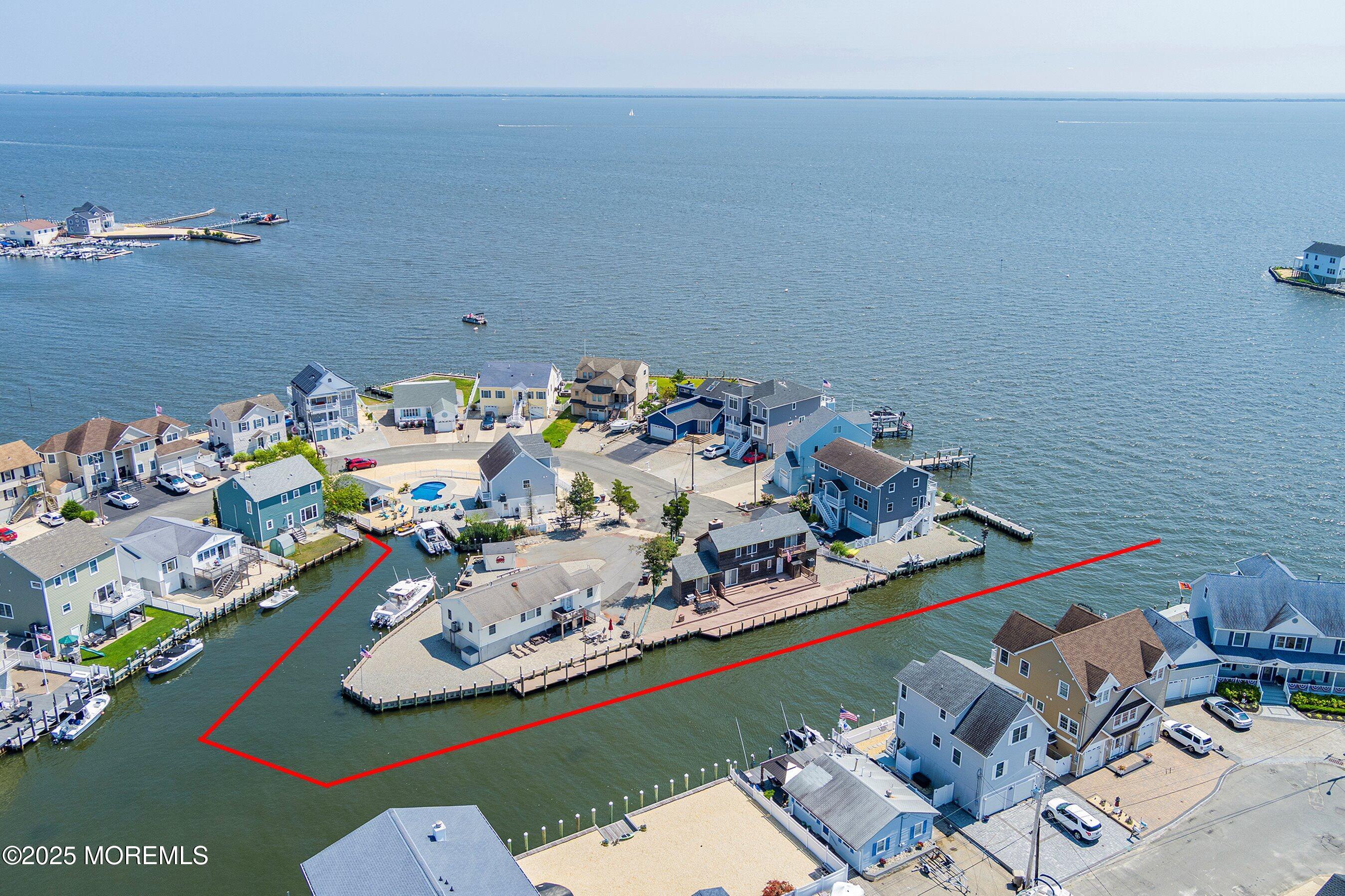 262 Evergreen Drive Image 3