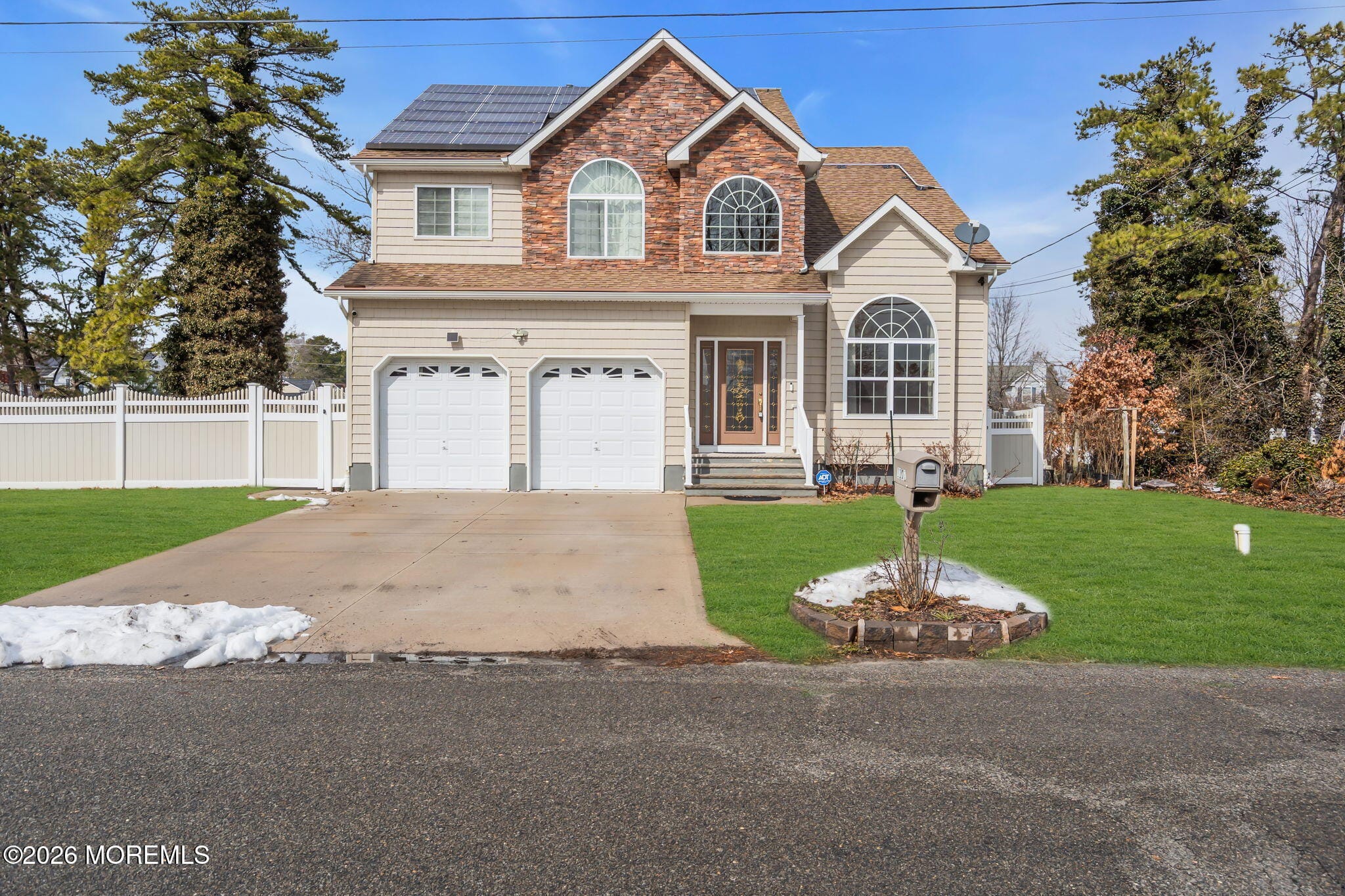 1101 Fifth Avenue Image 2