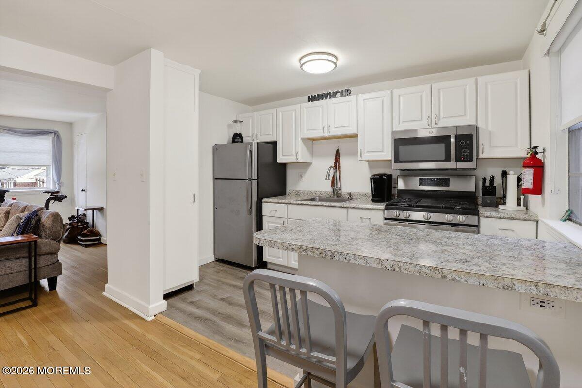 98 Manor Drive 907, Red Bank, NJ, 07701 image 12