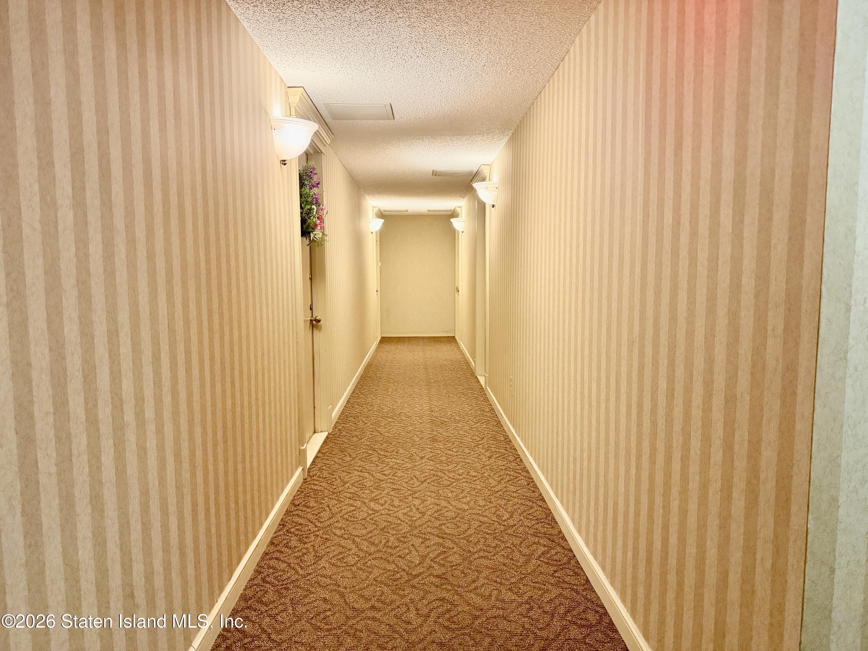 95 Essex Drive 3h Image 2