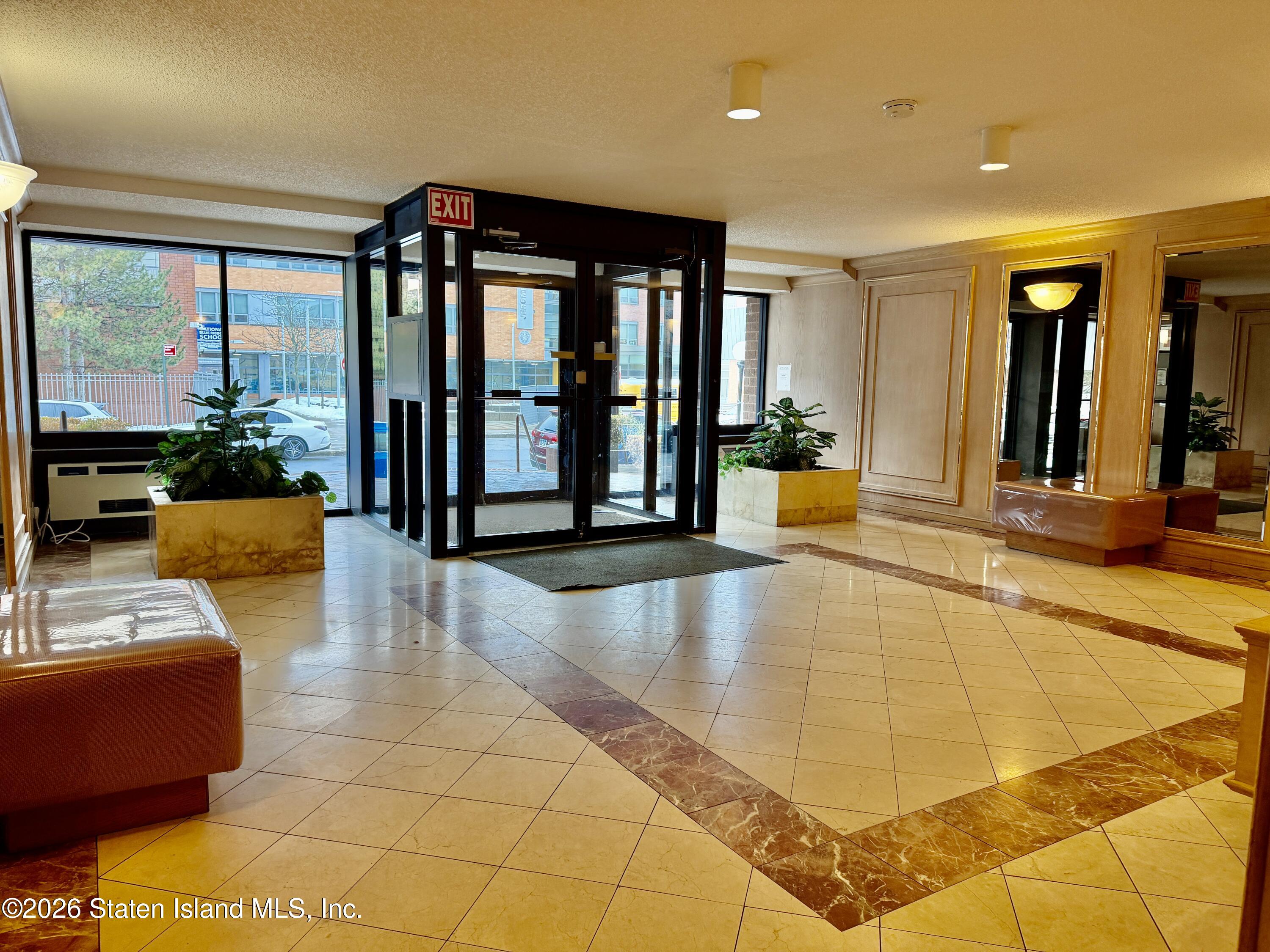 95 Essex Drive 3h Image 1