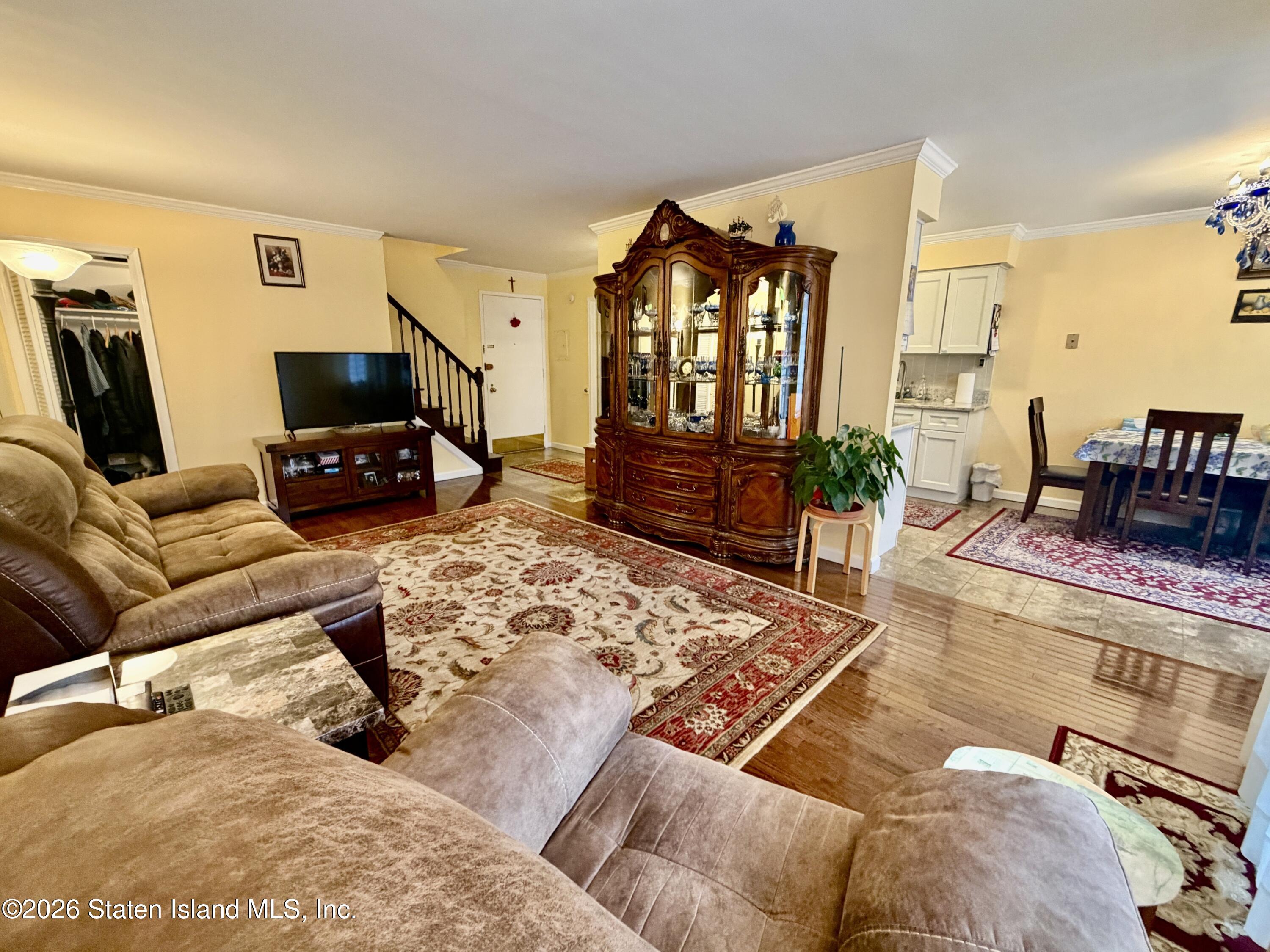 95 Essex Drive 3h Image 3