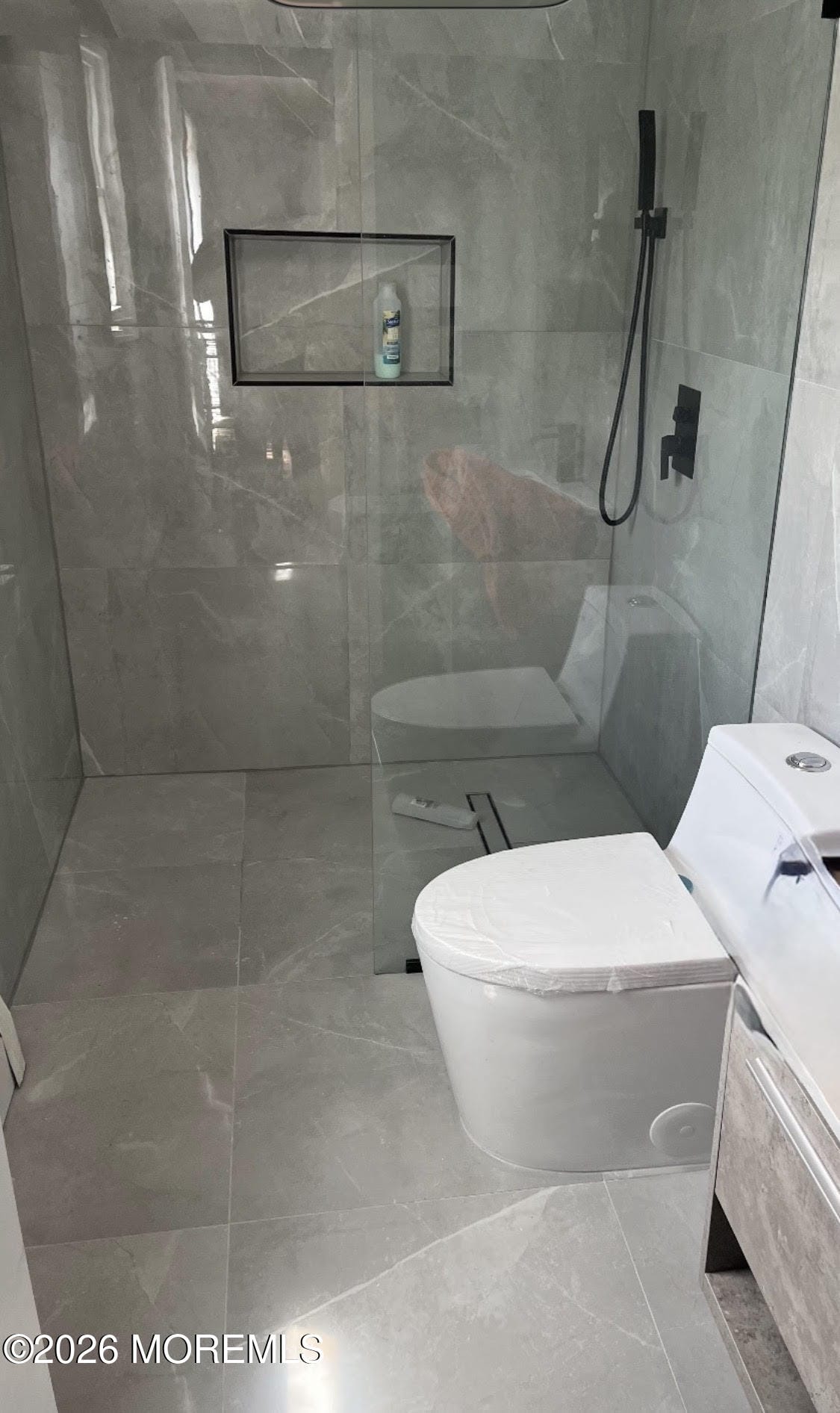 570 Eltone Road Image 4