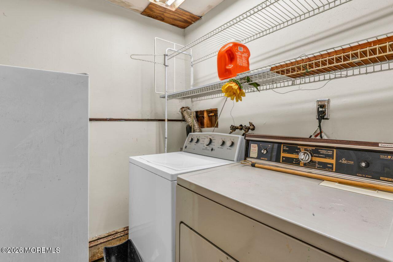 88 Lynn Court, Belford, NJ, 07718 image 23