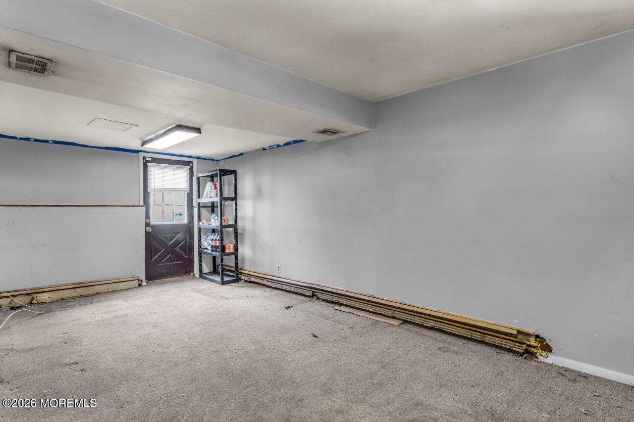 88 Lynn Court, Belford, NJ, 07718 image 19