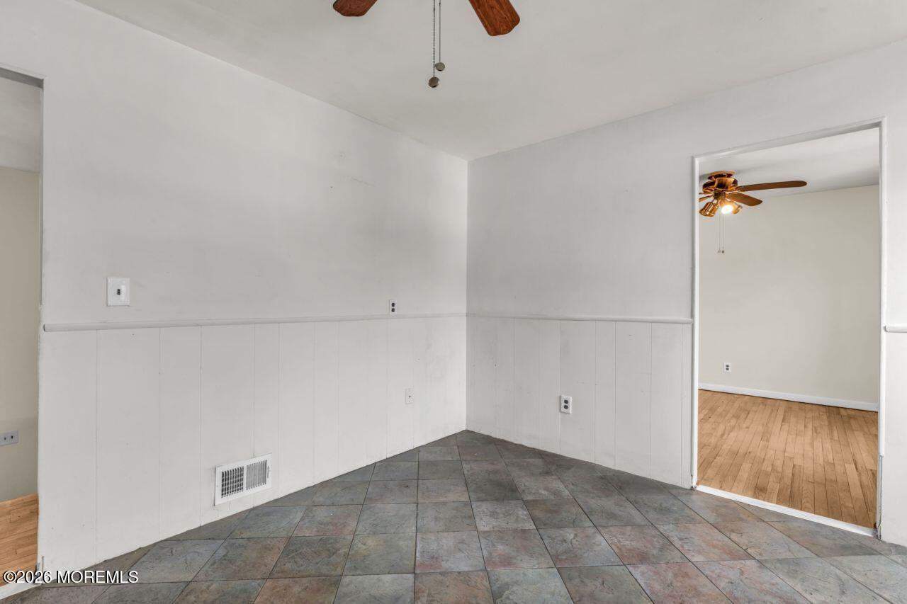 88 Lynn Court, Belford, NJ, 07718 image 10