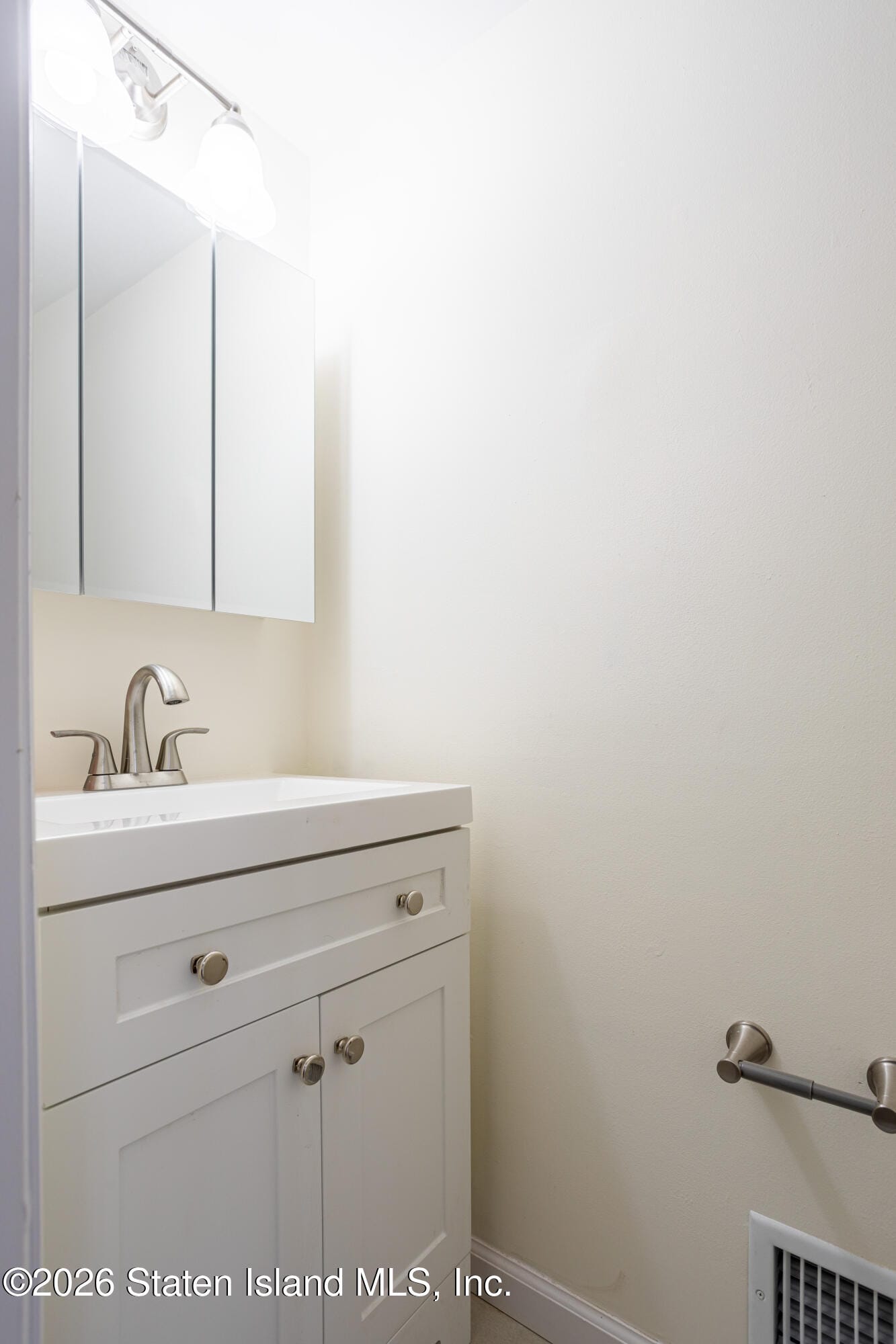 491 Ilyssa Way, Staten Island, NY, 10312 image 12