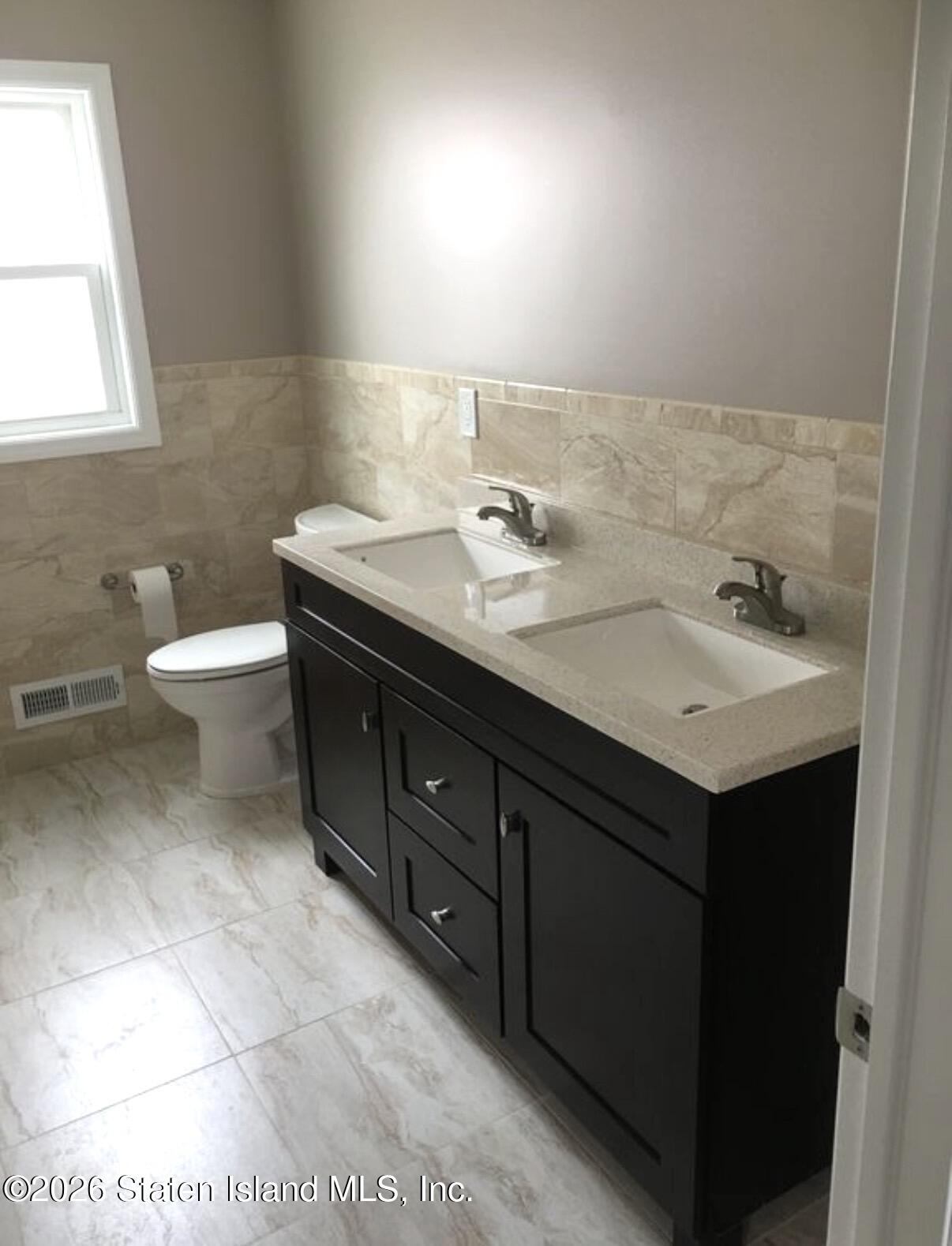 223 Park Street Image 3