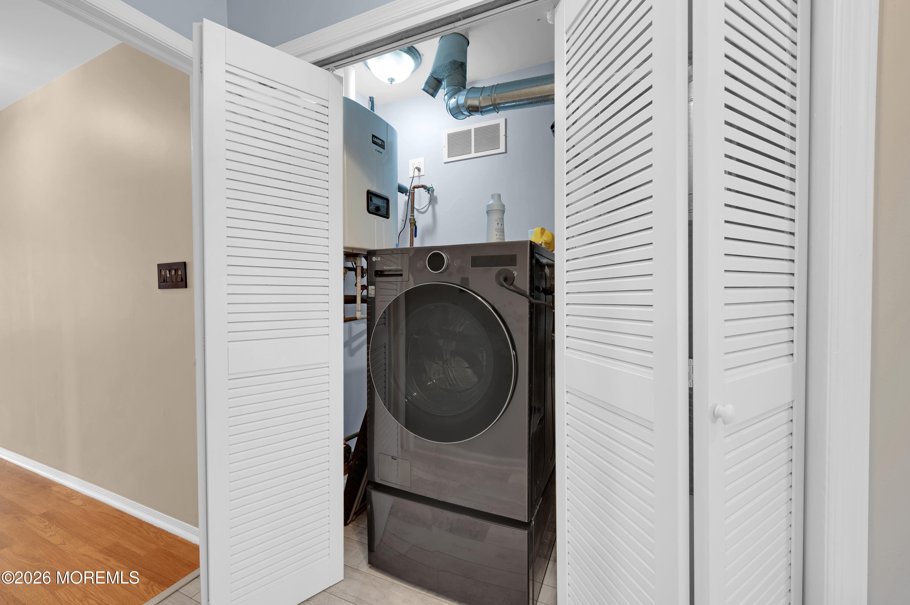 67 Farnworth Close 1000, Freehold, NJ, 07728 image 16