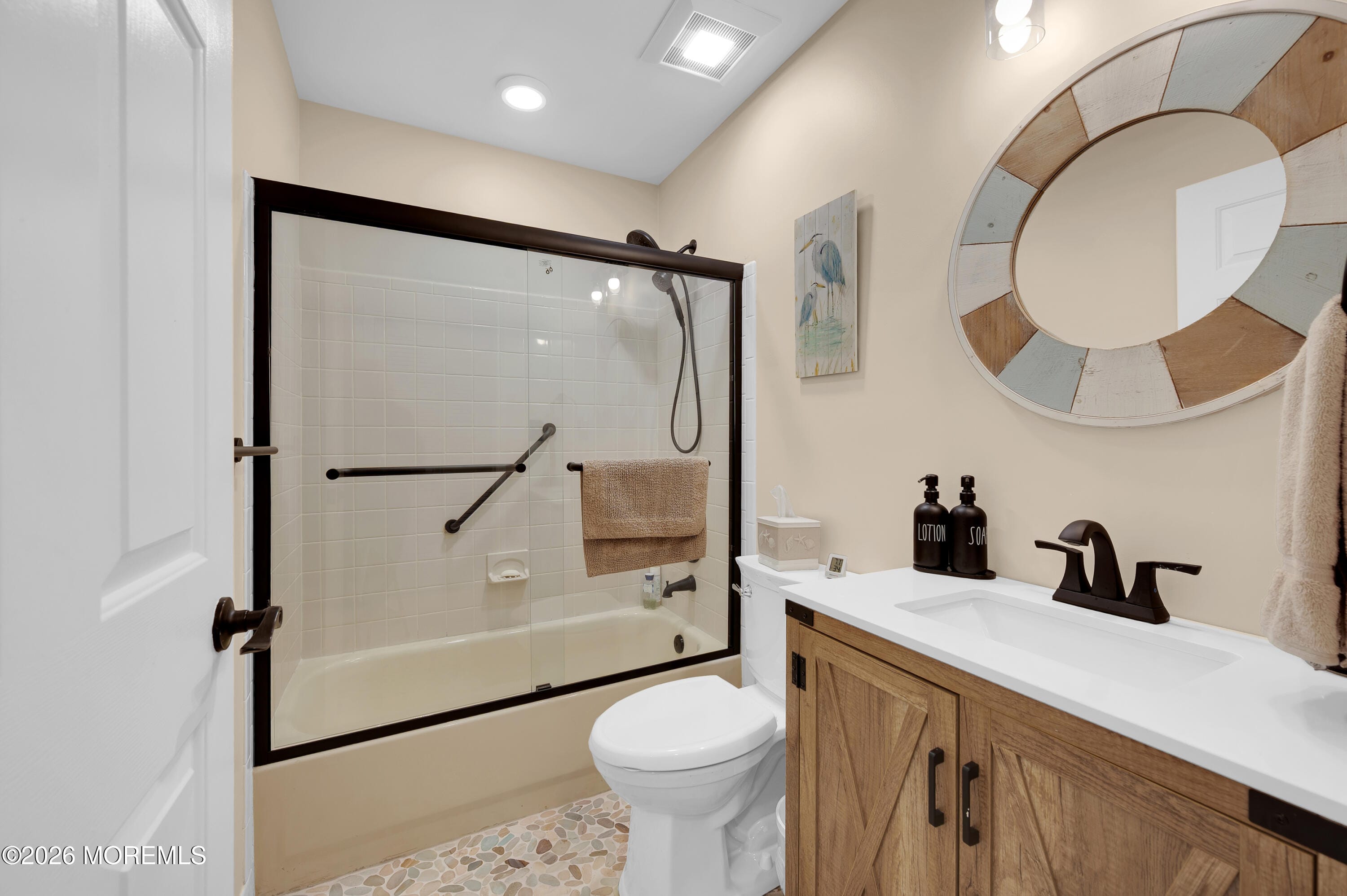 67 Farnworth Close 1000, Freehold, NJ, 07728 image 17