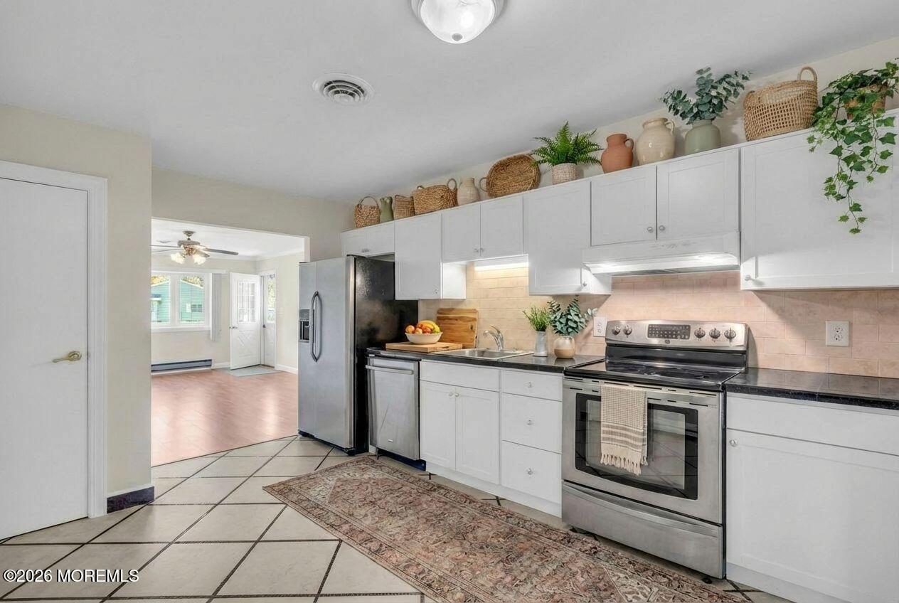 11 Vermont Way Image 5