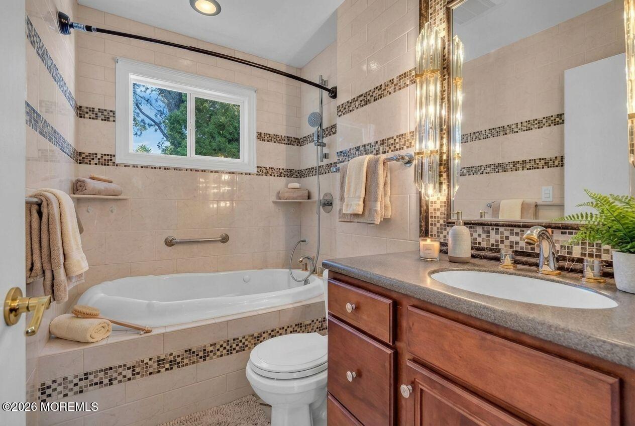 11 Vermont Way, Whiting, NJ, 08759 image 9