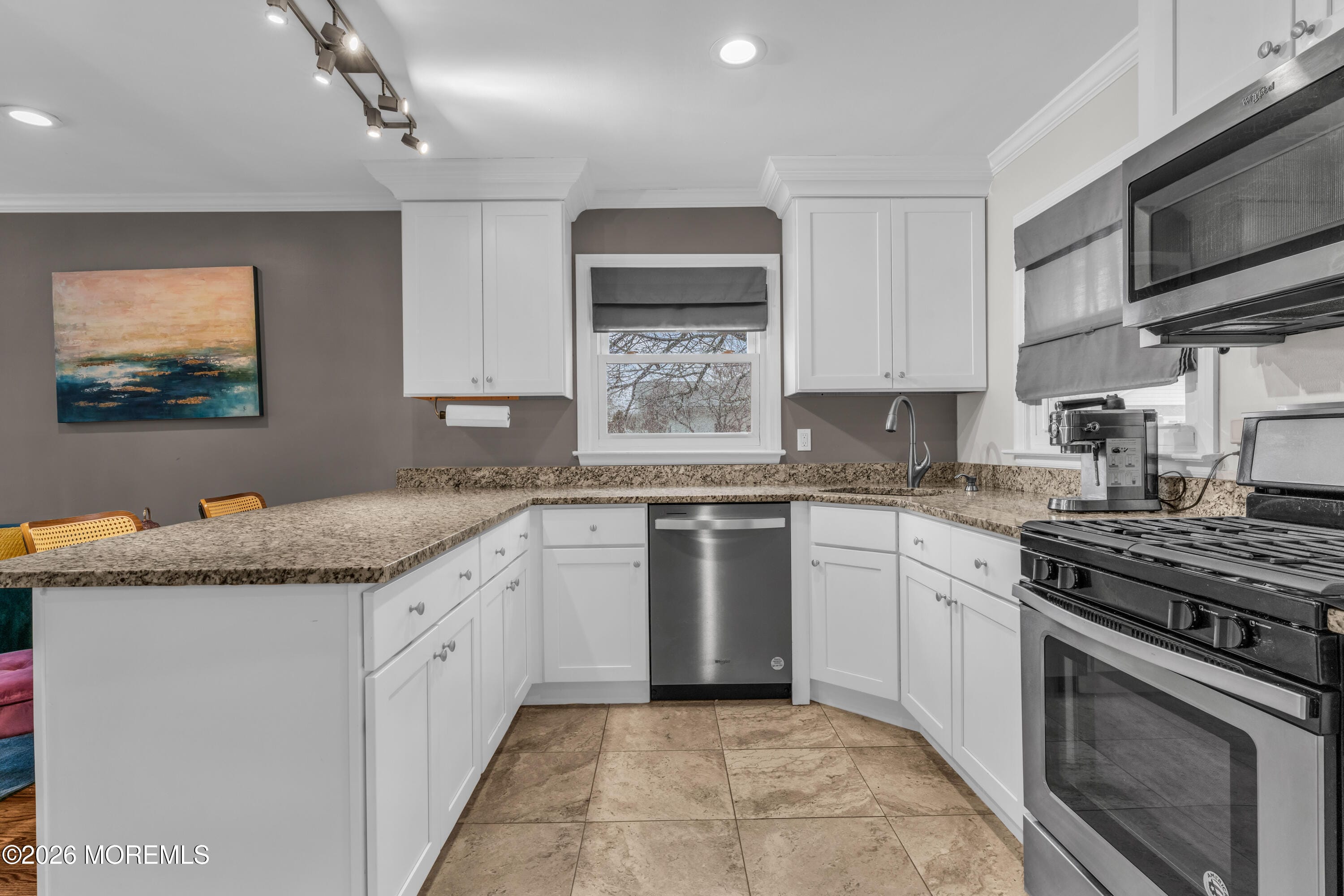 75 Carpenter Street, Red Bank, NJ, 07701 image 8