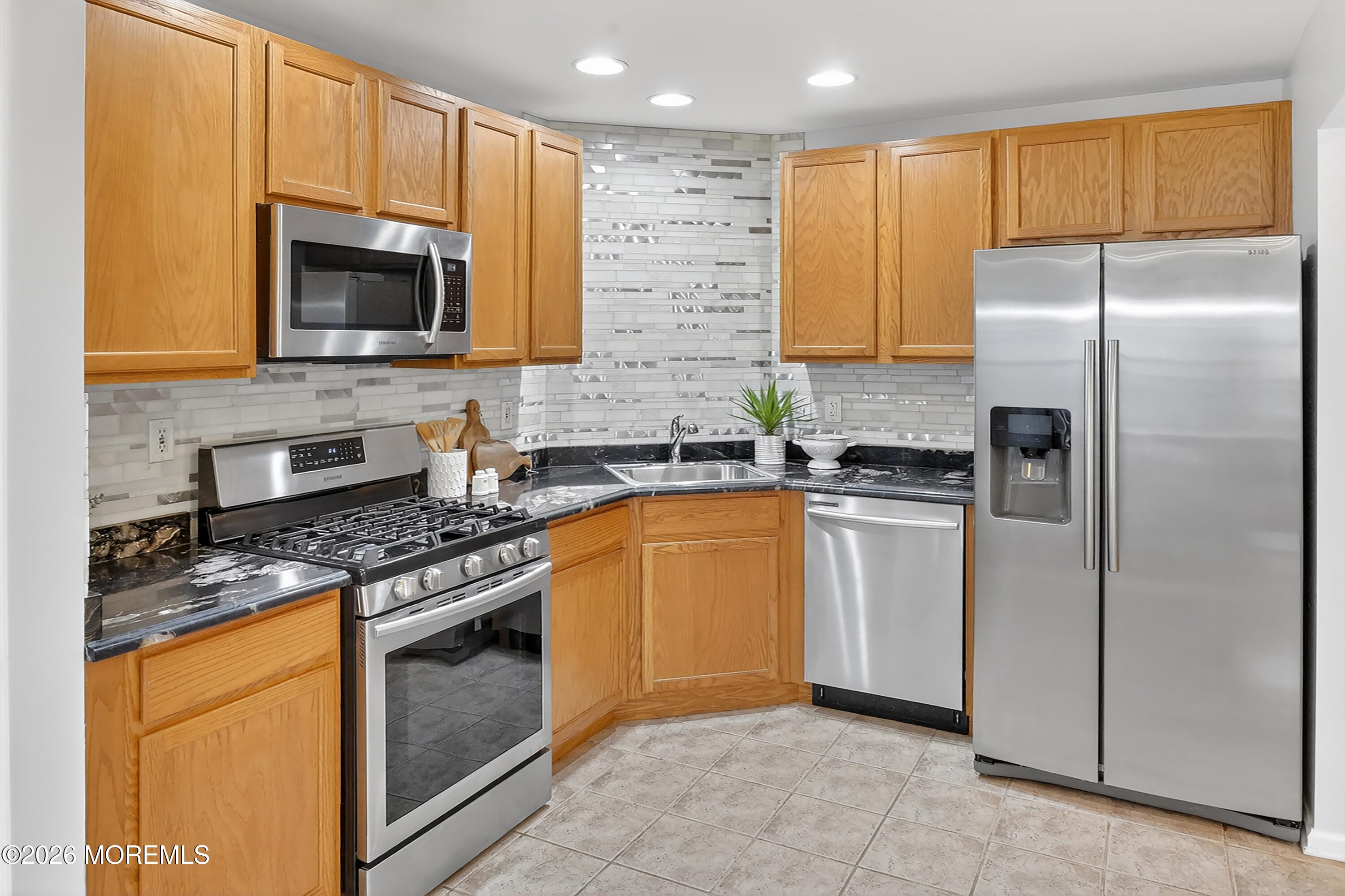 18 Bridge Pointe Drive 18, South Amboy, NJ, 08879 image 18