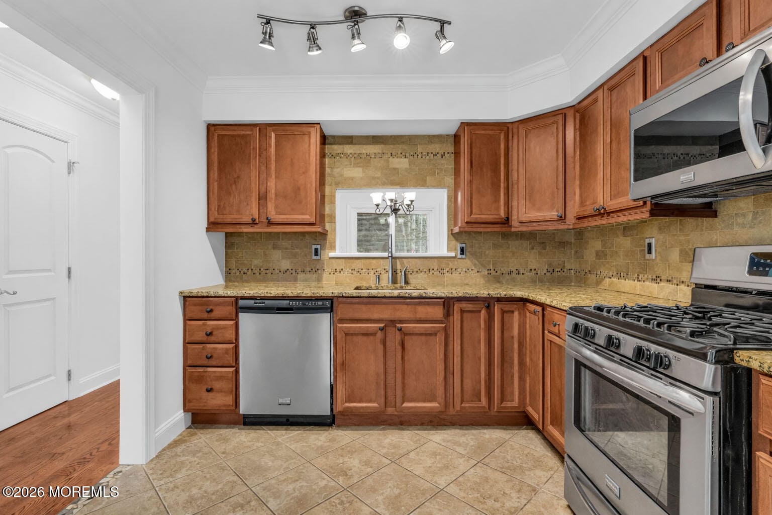 2203 Gulfstream Way Image 4