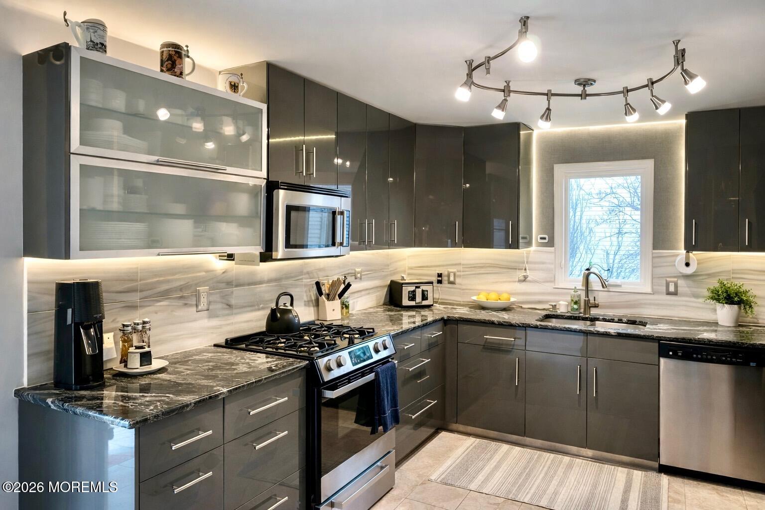 6 Emily Drive Image 4