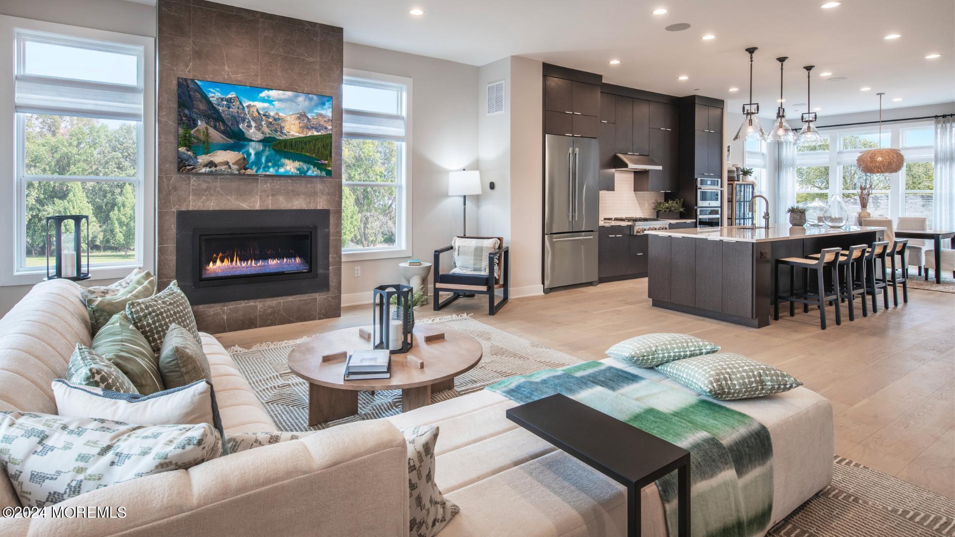 60 Augustus Drive Image 3