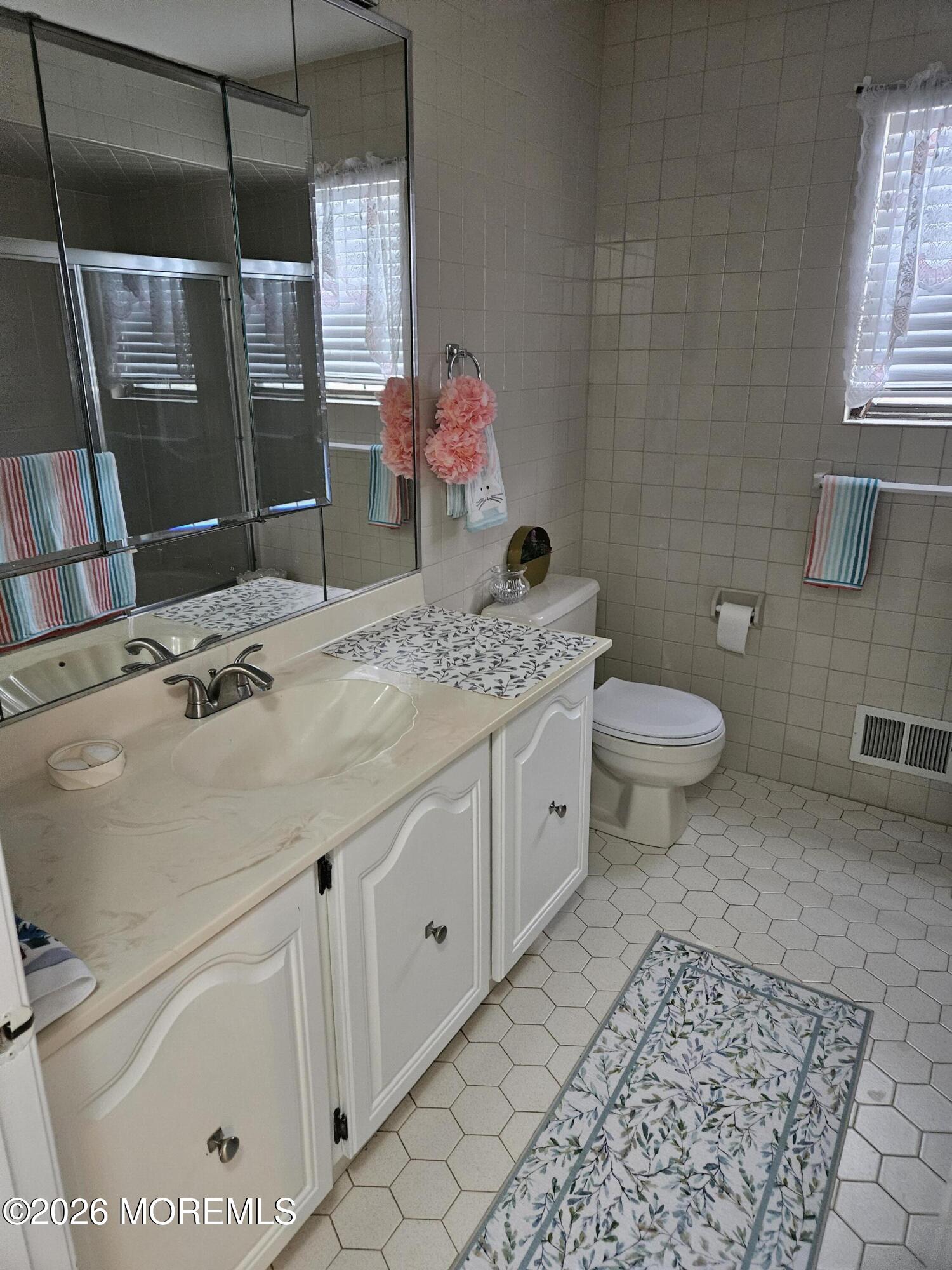 27 Coventry Terrace, Marlboro, NJ, 07746 image 8