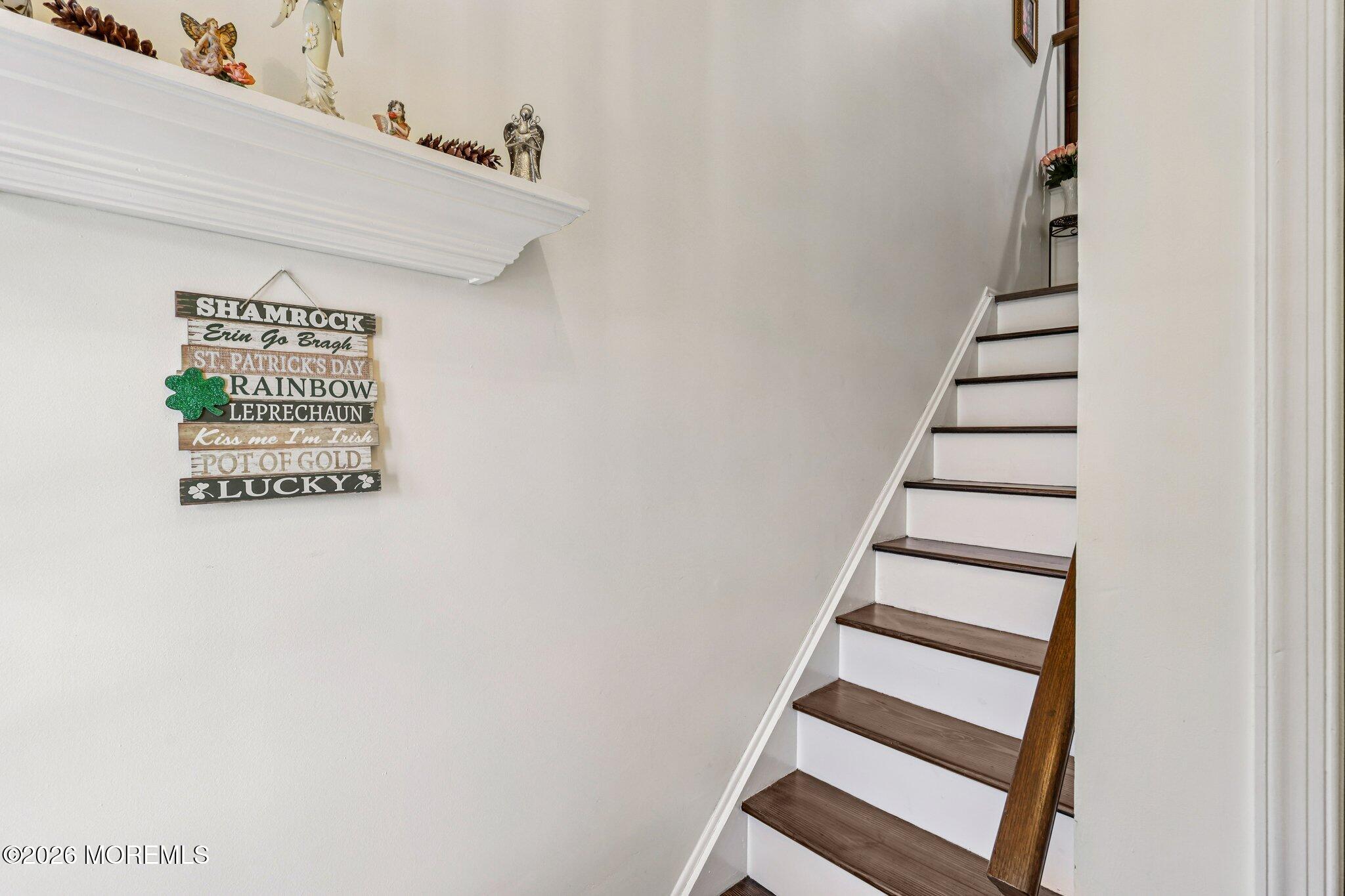 413 Yorkshire Place Image 2