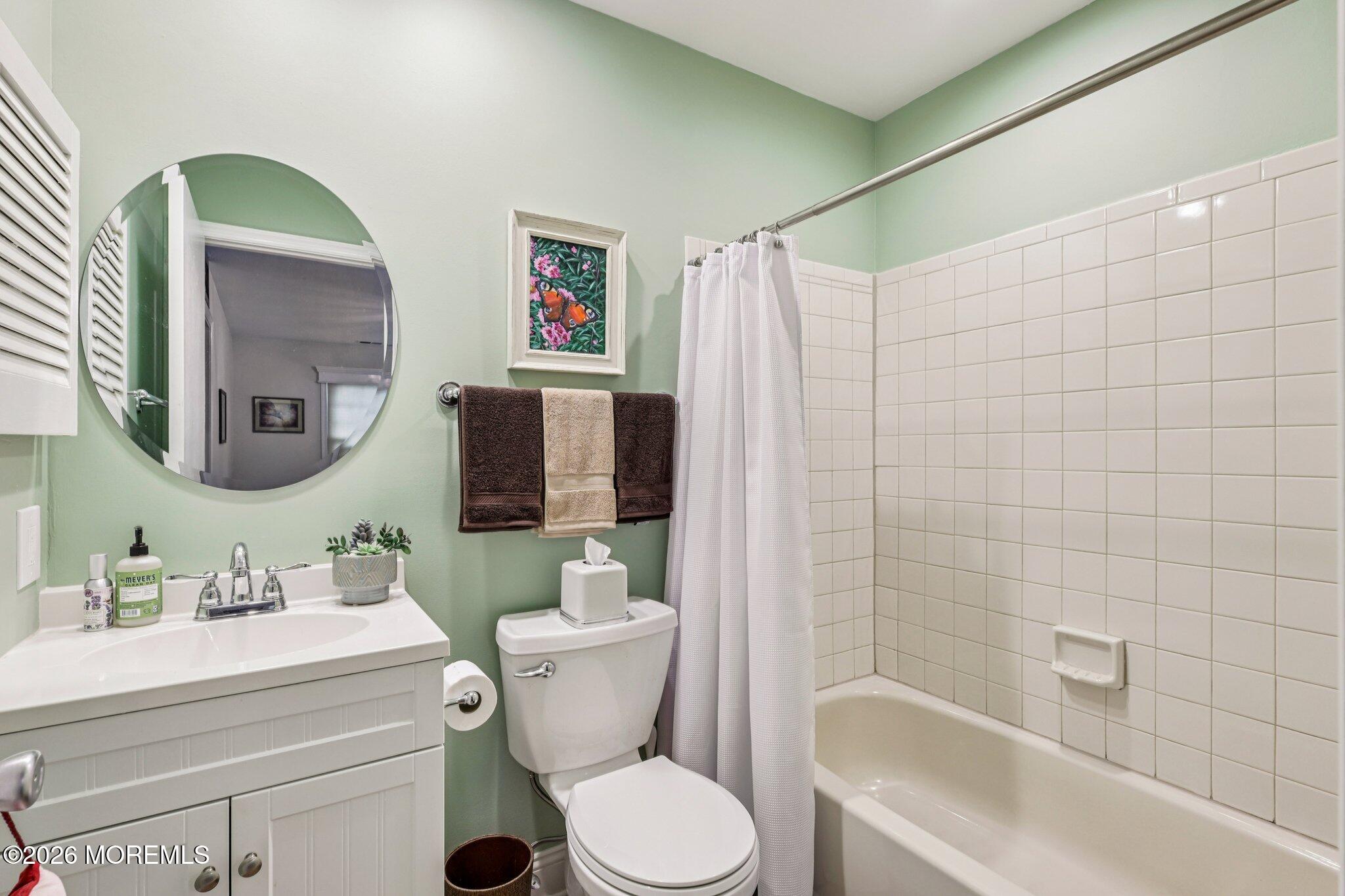 413 Yorkshire Place, Morganville, NJ, 07751 image 18