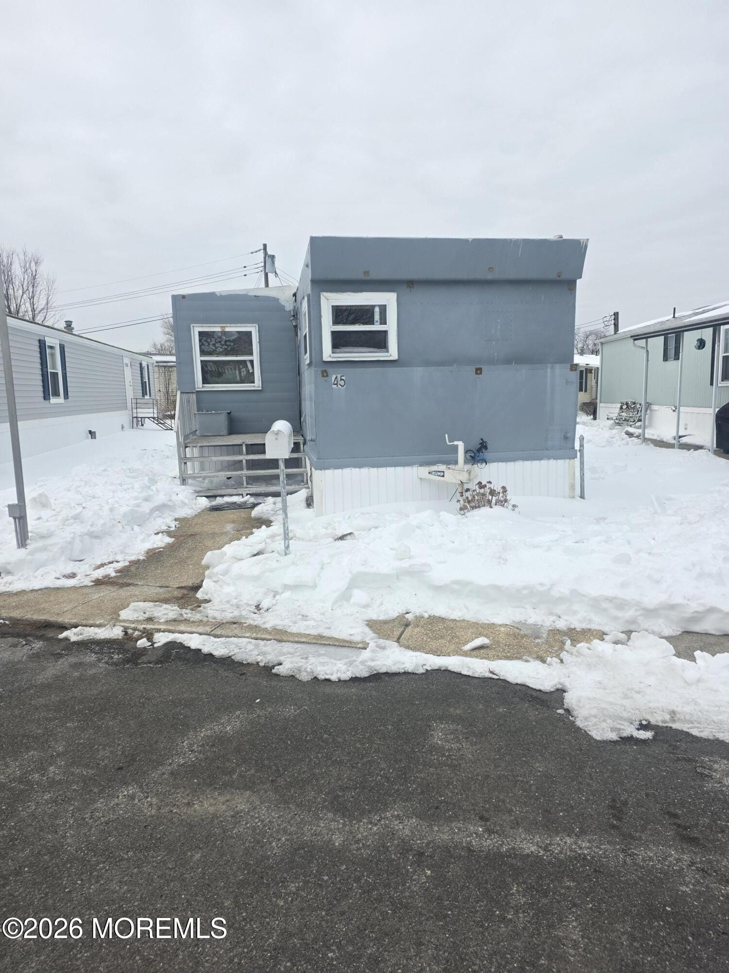 45 Locust Grove Image 3