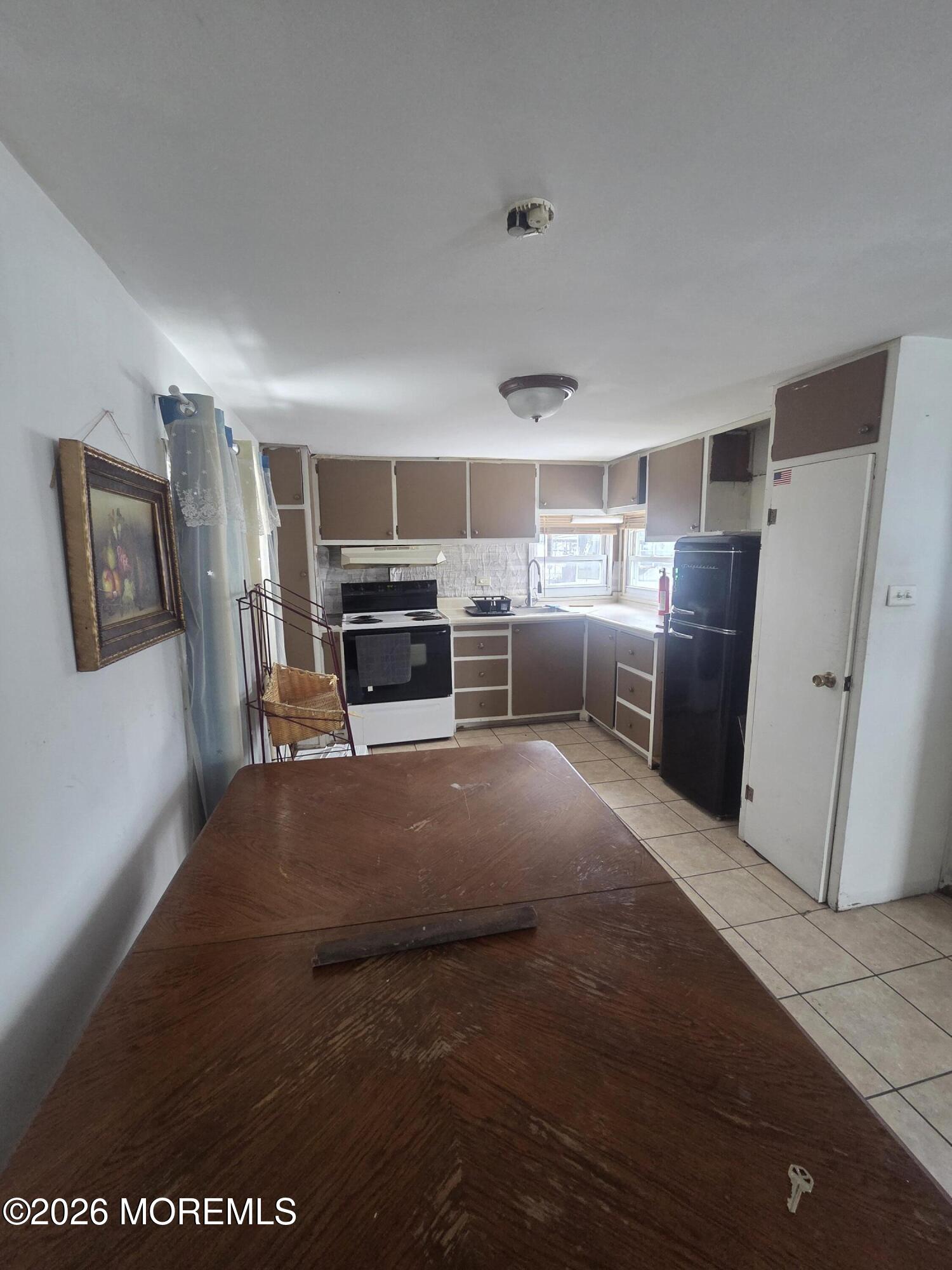 45 Locust Grove Image 5