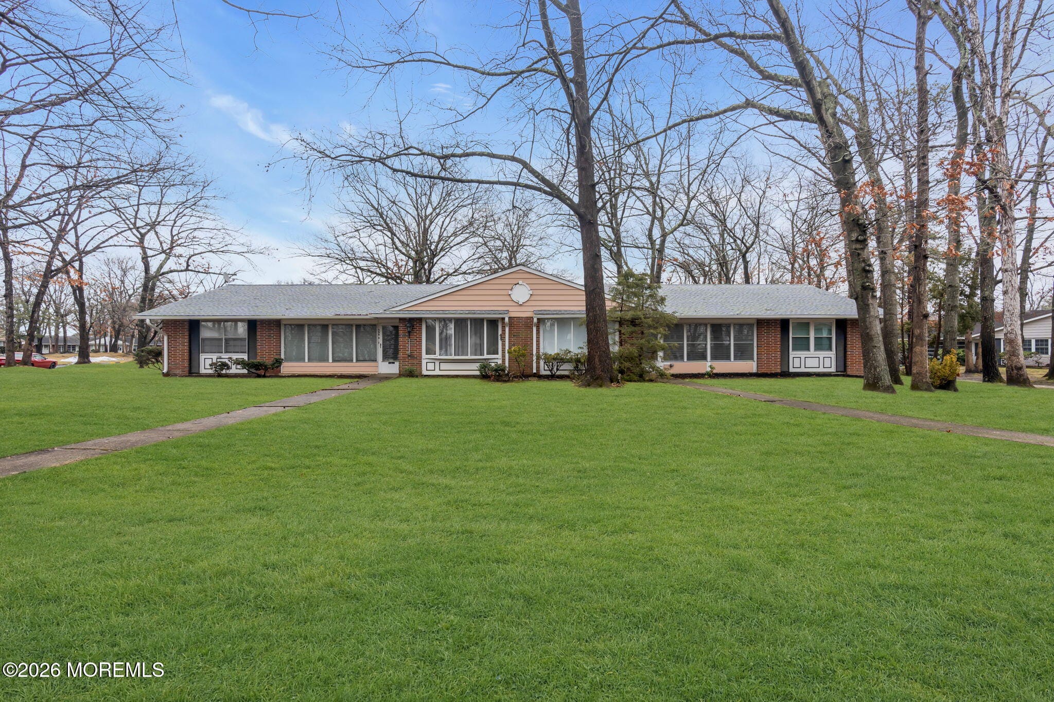 598B Lake Point Drive, Lakewood, NJ, 08701