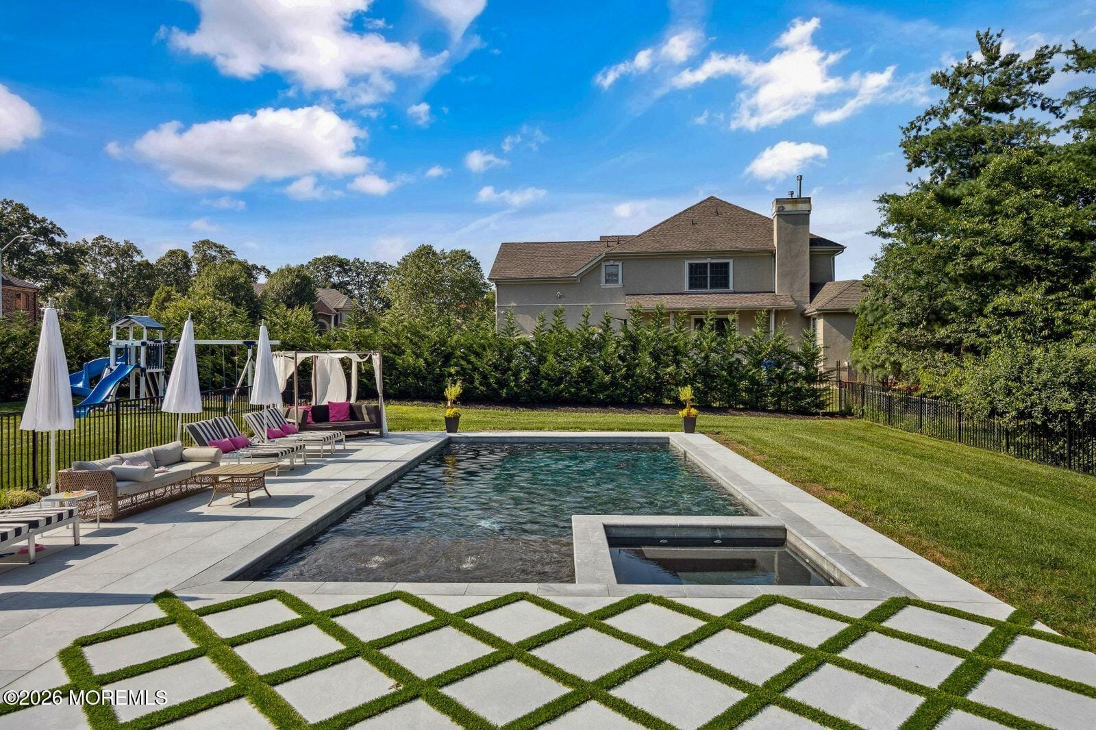 8 Heath Street Image 2