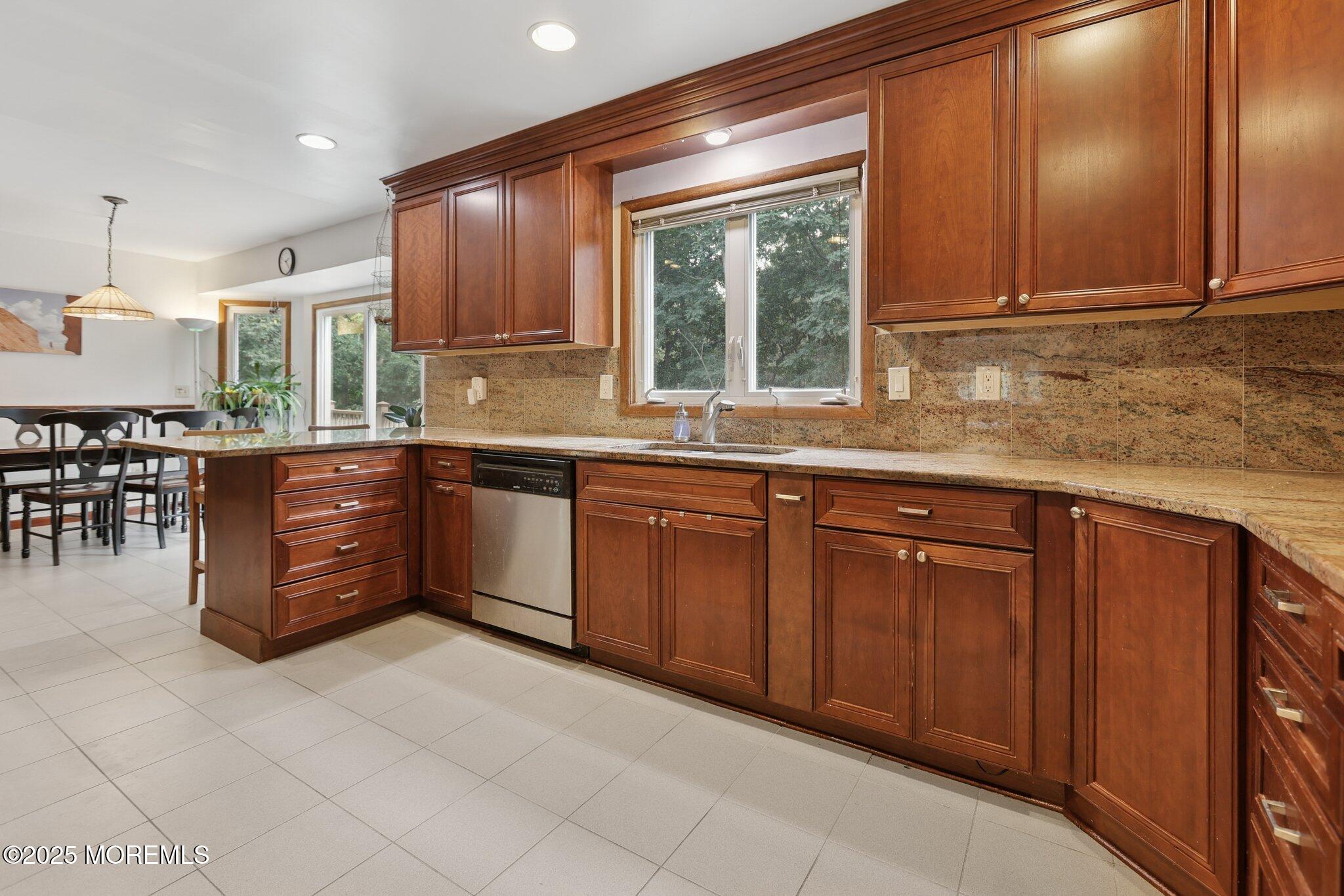 7 Canyon Woods Court, Holmdel, NJ, 07733 image 8