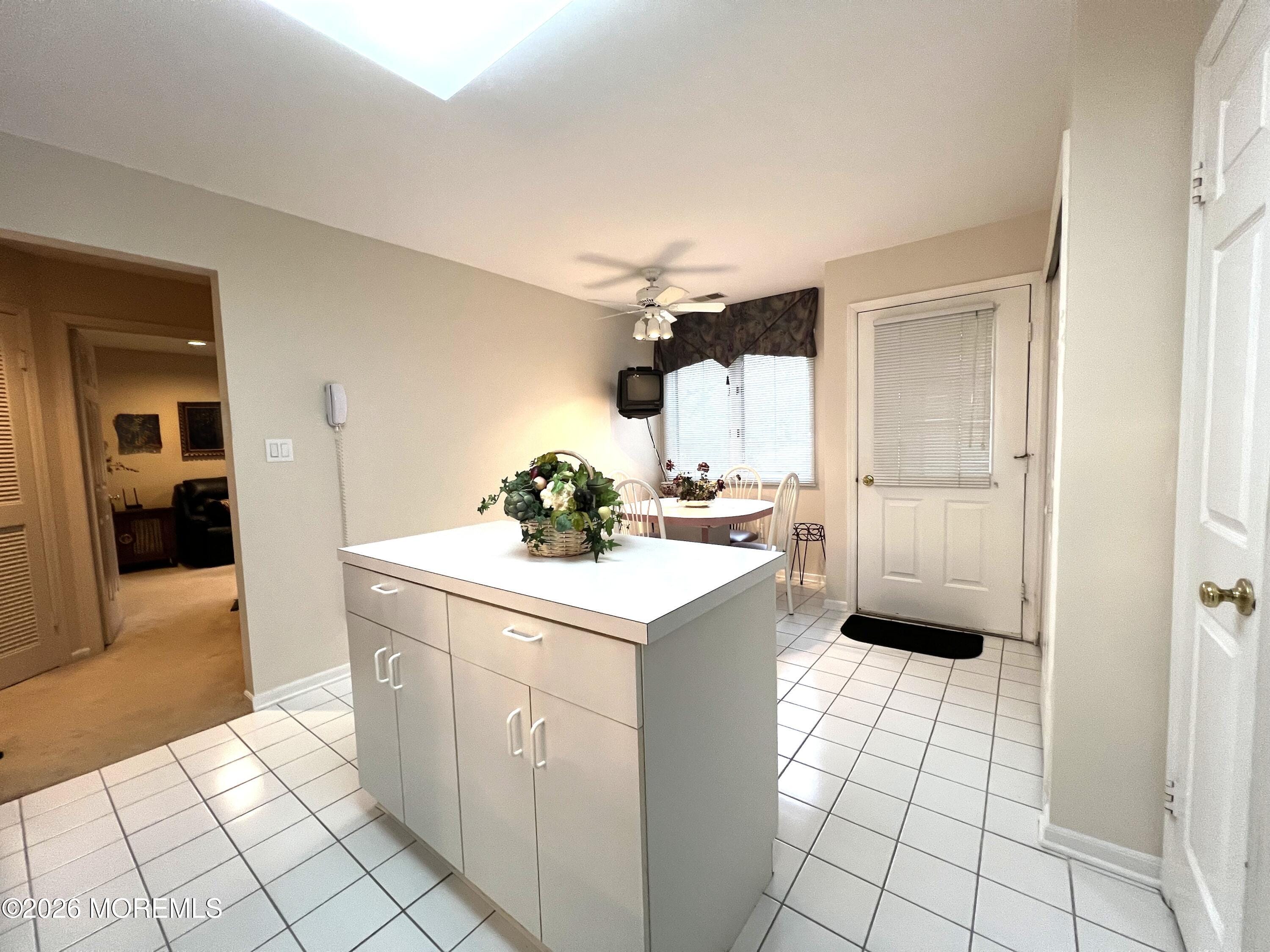 92 Winthrop Road C Image 4