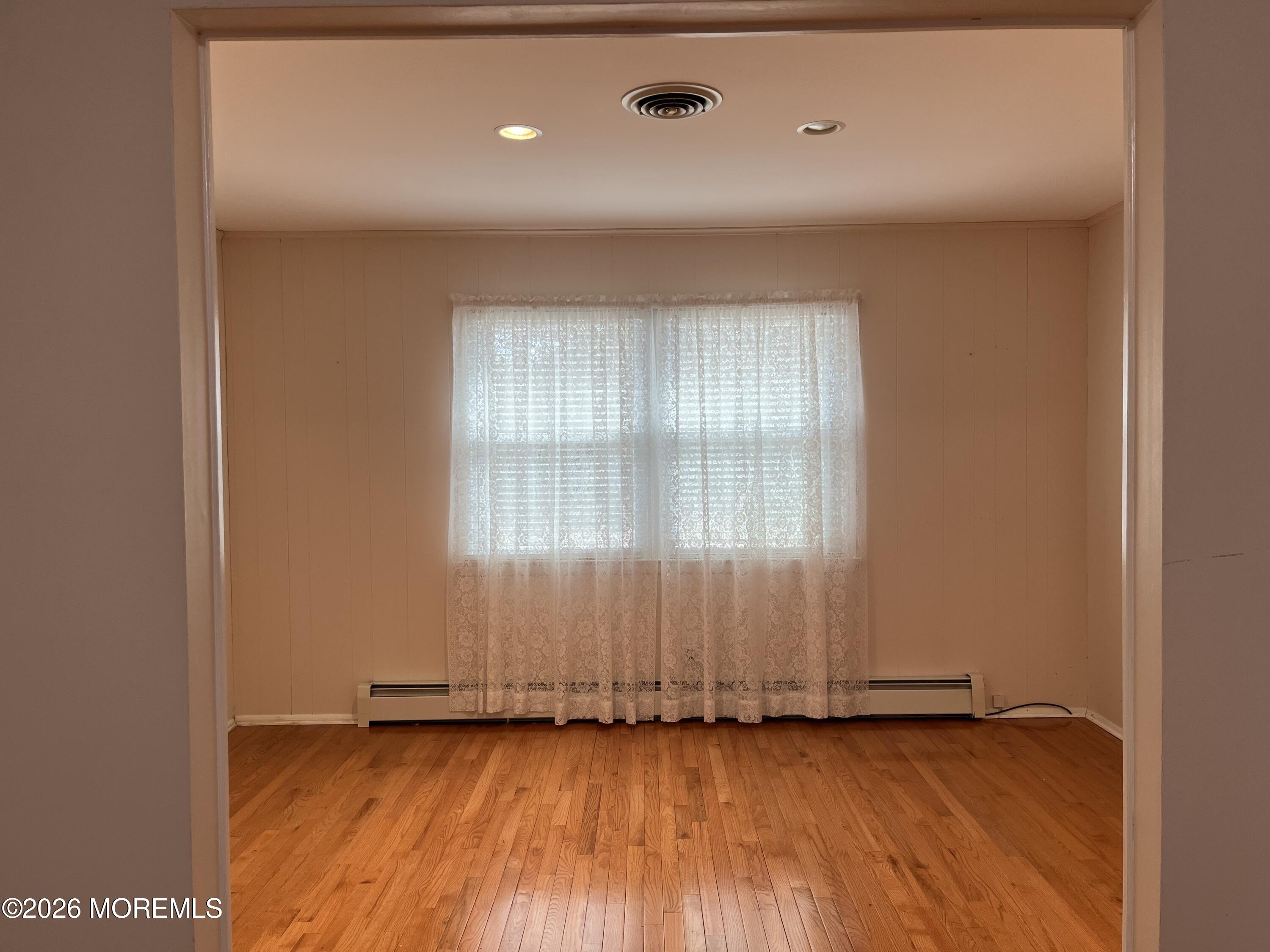 103 Edgewater Court Image 5