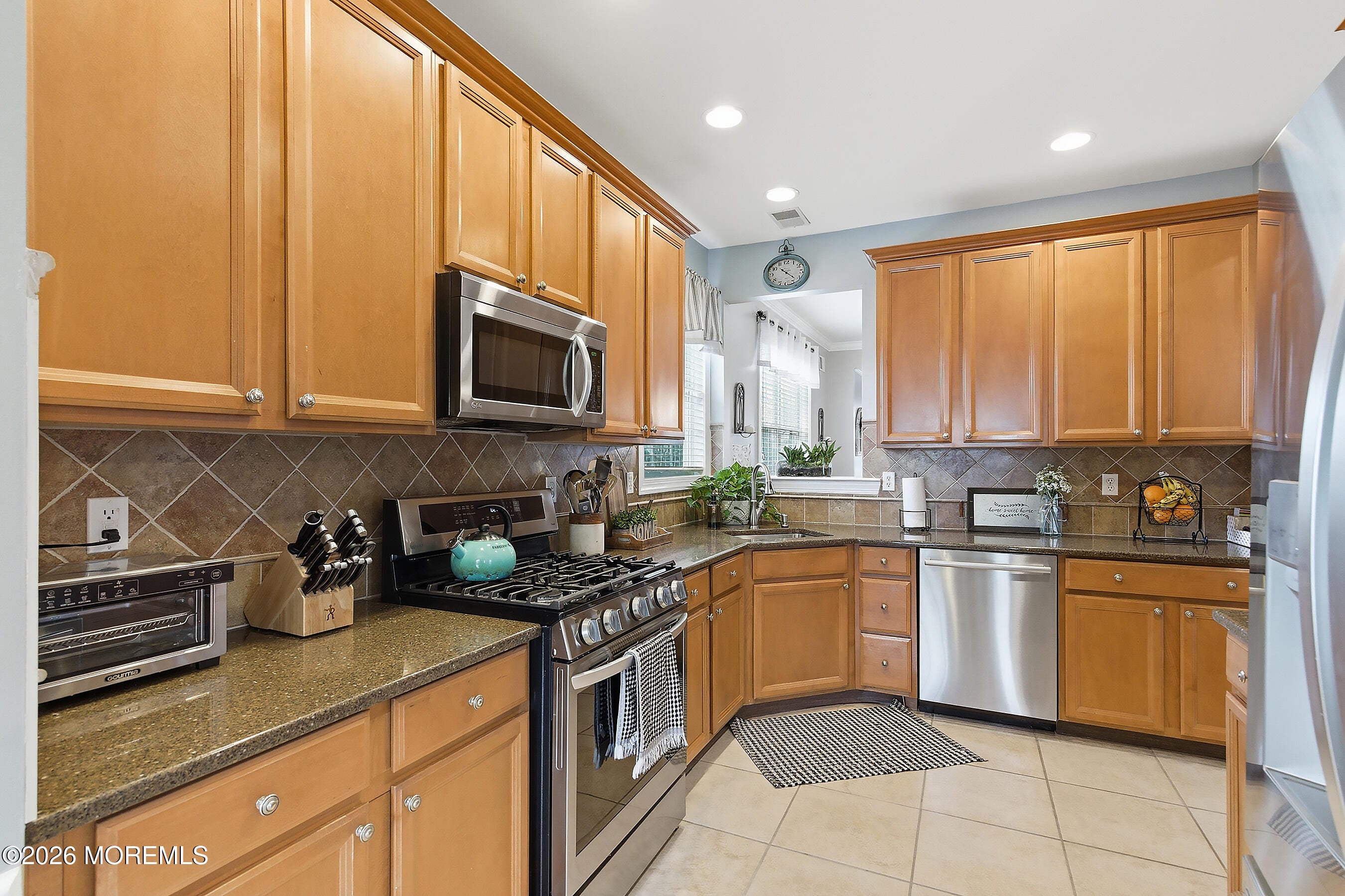 23 Little Leaf Lane, Howell, NJ, 07731 image 8