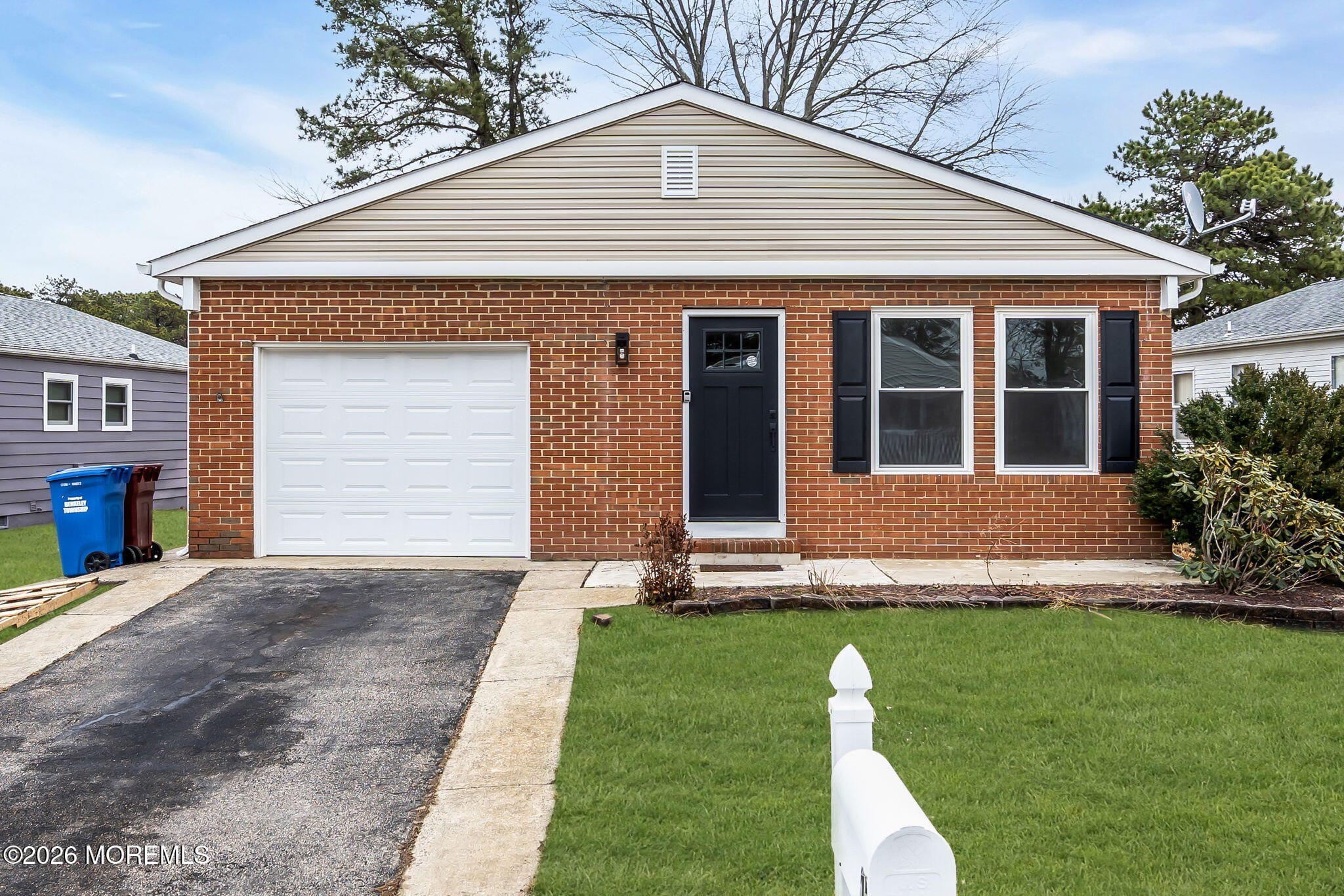 15 Roxton Place Image 1