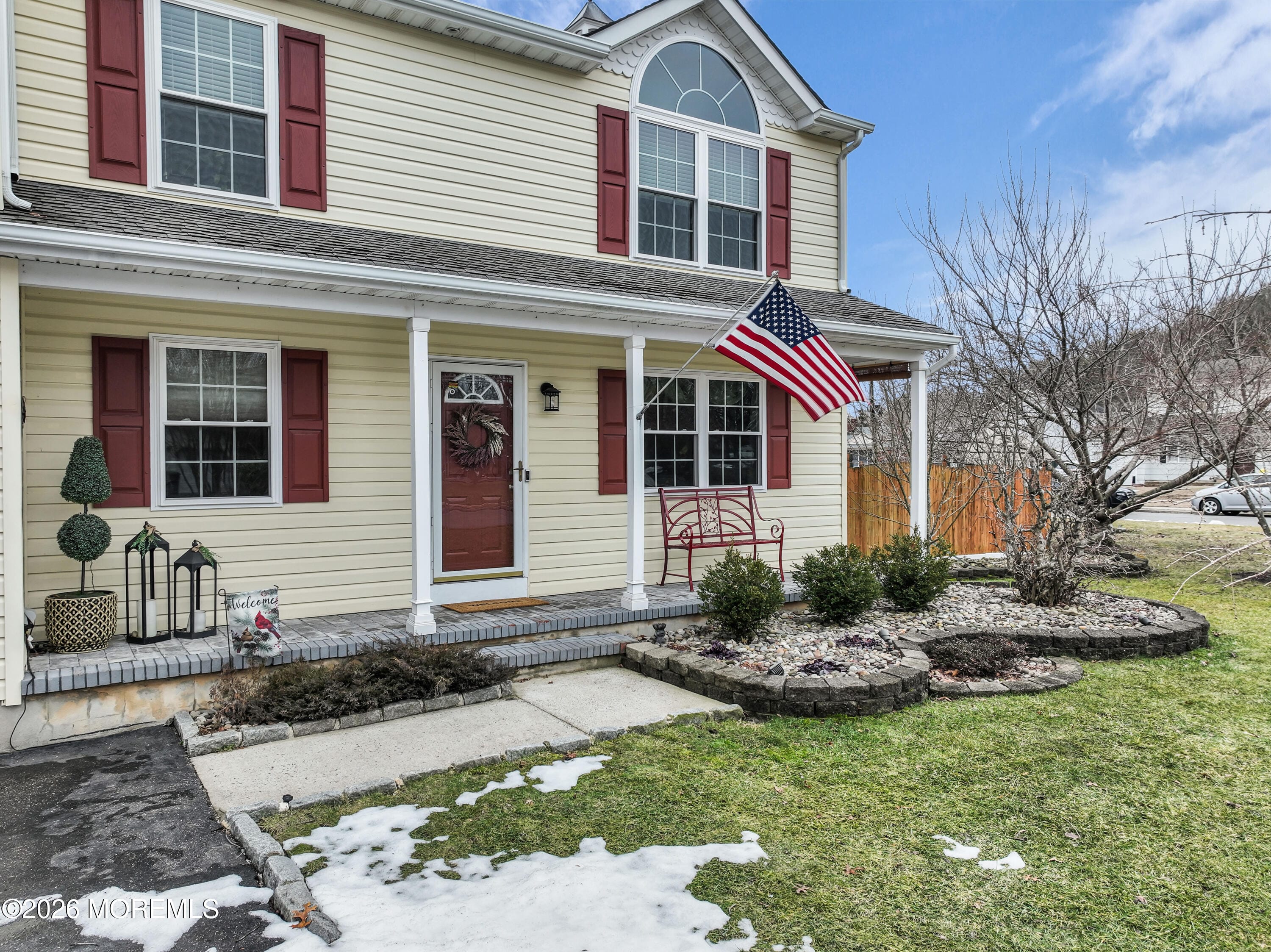 978 Feathertree Drive Image 3